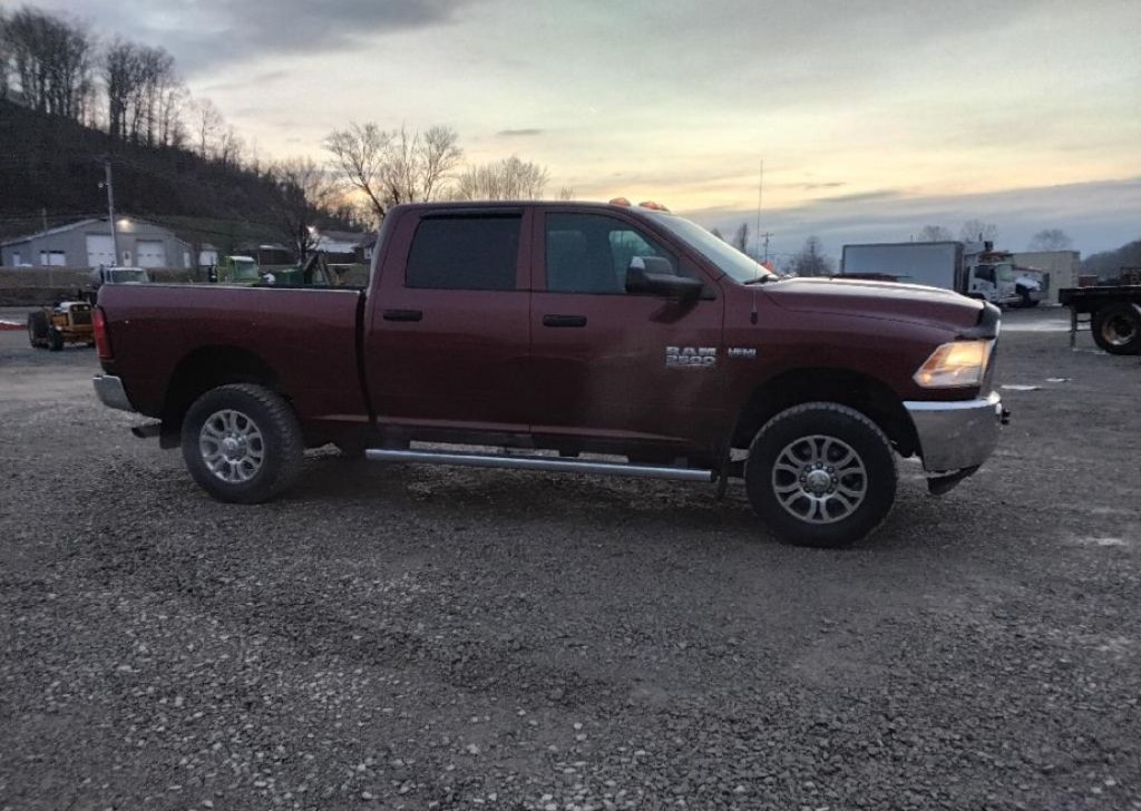 2016 Ram 2500 6.4L HEMI (A62679)