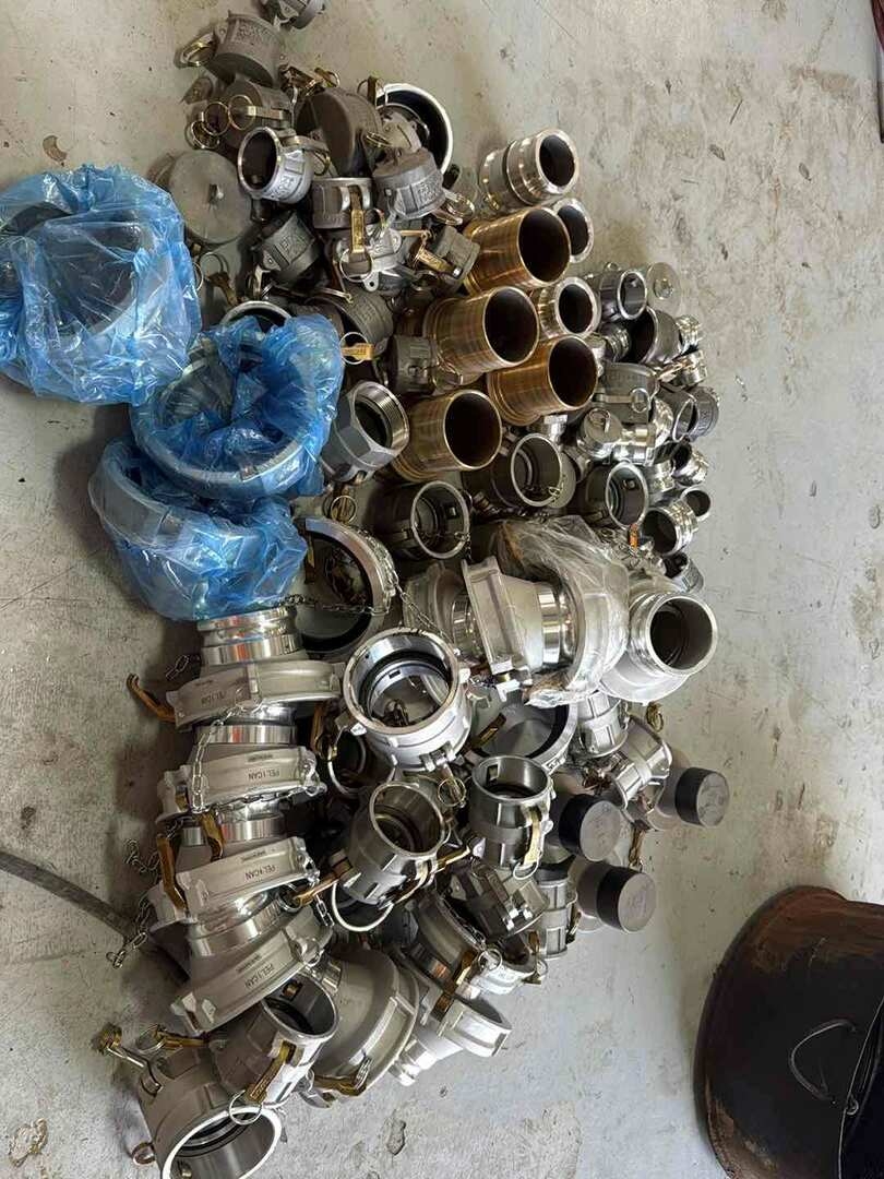 STAINLESS STEEL COUPLERS (A55745)