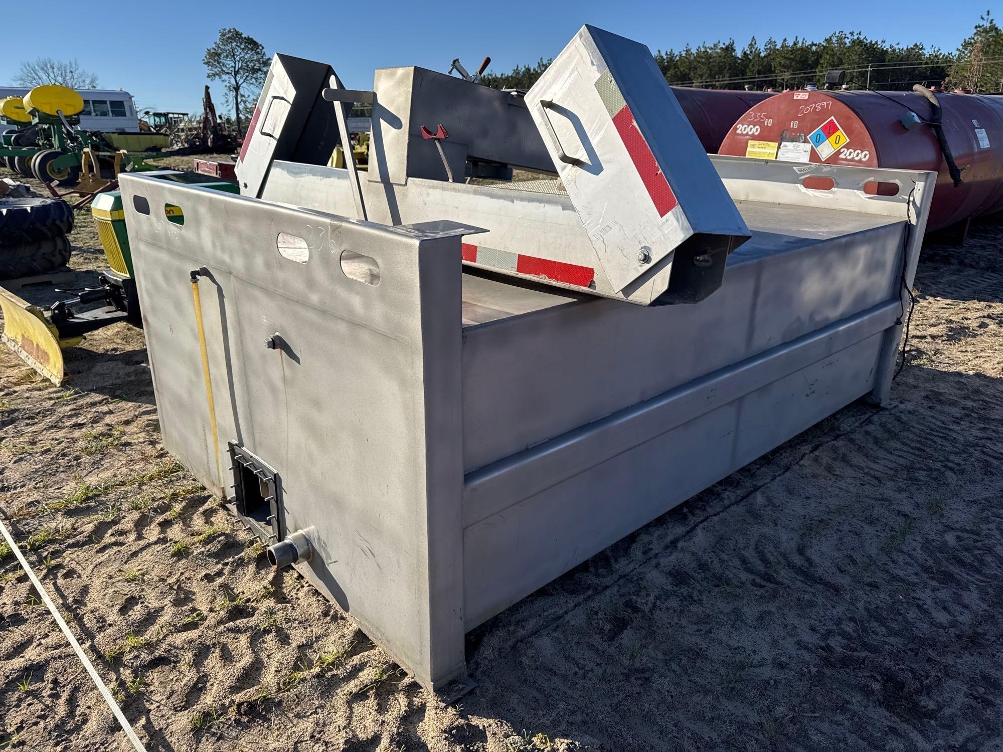 1800 GALLON SQUARE STAINLESS STEEL WATER TANK (A63290)