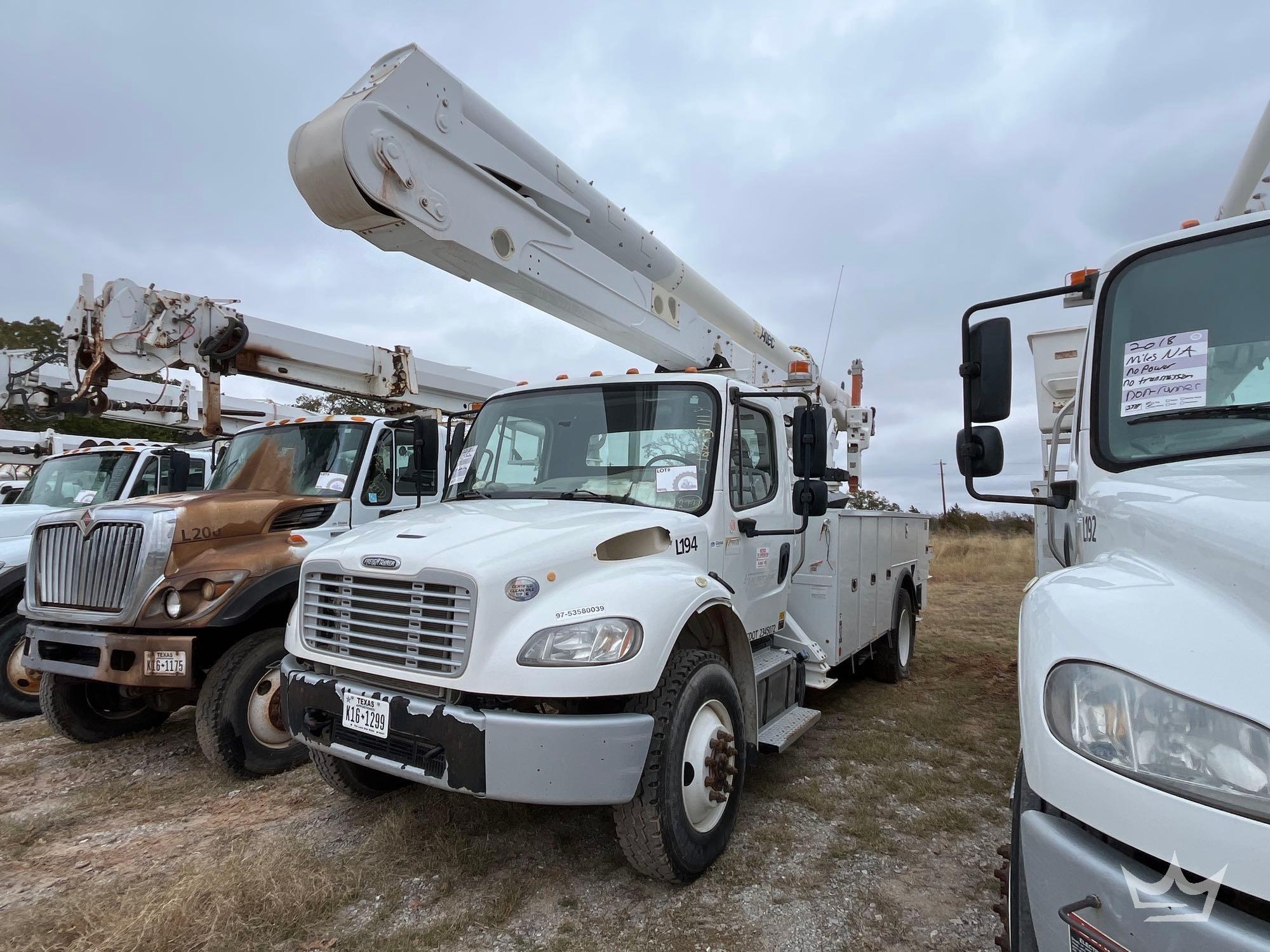 2018 Freightliner M2 106 AWD Altec AA55 56ft. Insulated Material Handling Bucket Truck (A55973)