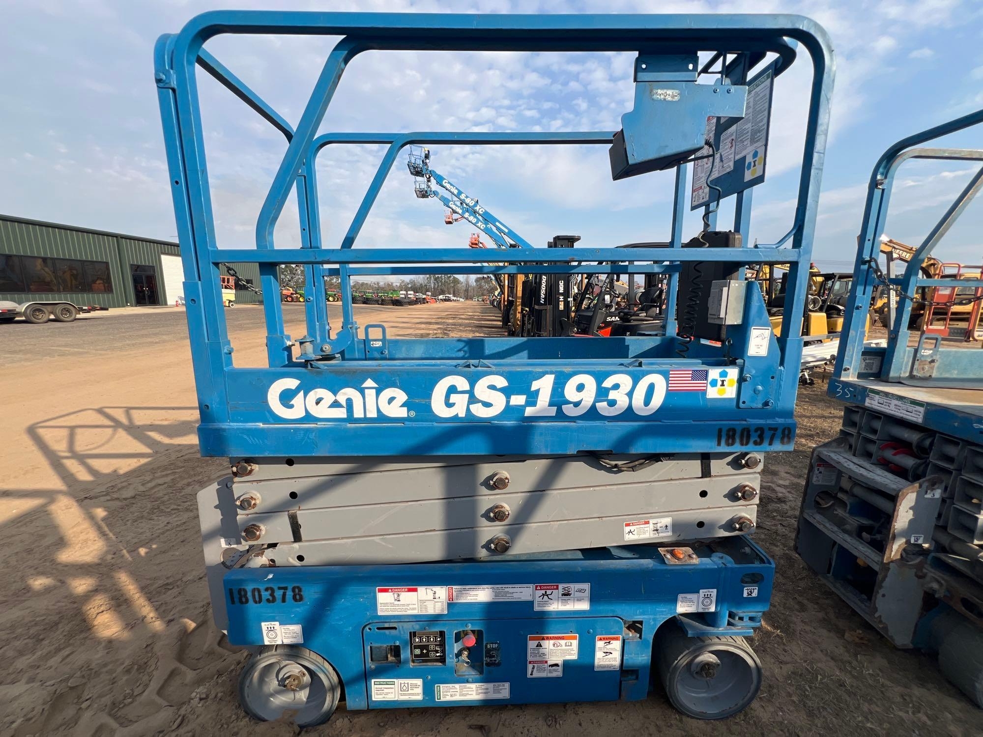 GENIE GS-1930 ELECTRIC SCISSOR LIFT (A62129)