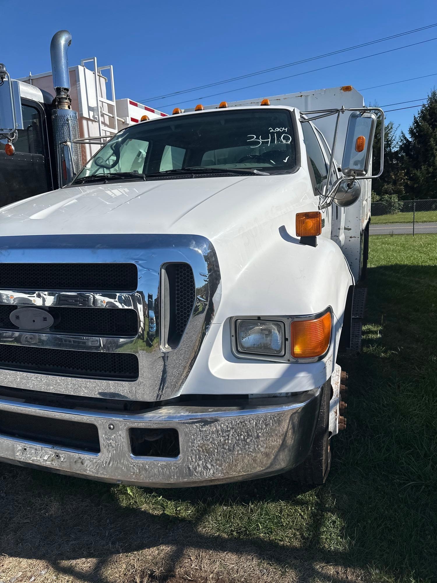2004 Ford F650 Chipper Truck (A47477)