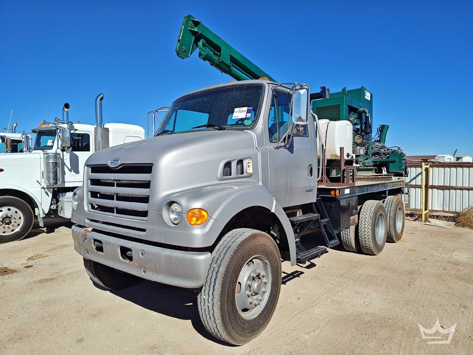 2000 Sterling L7501 T/A Drill Rig Truck (A55973)