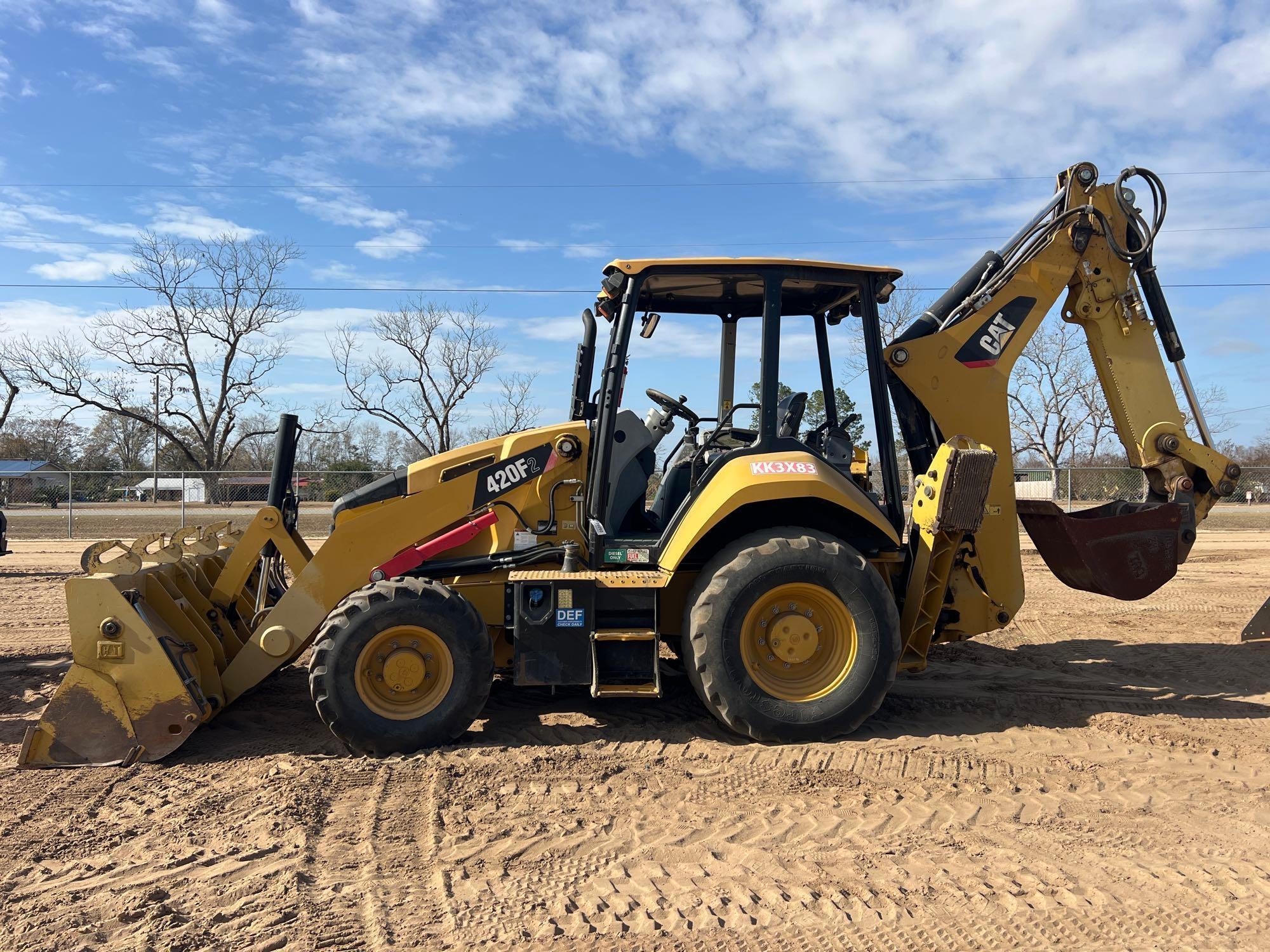 2017 CATERPILLAR 420F2 BACKHOE (A60429)