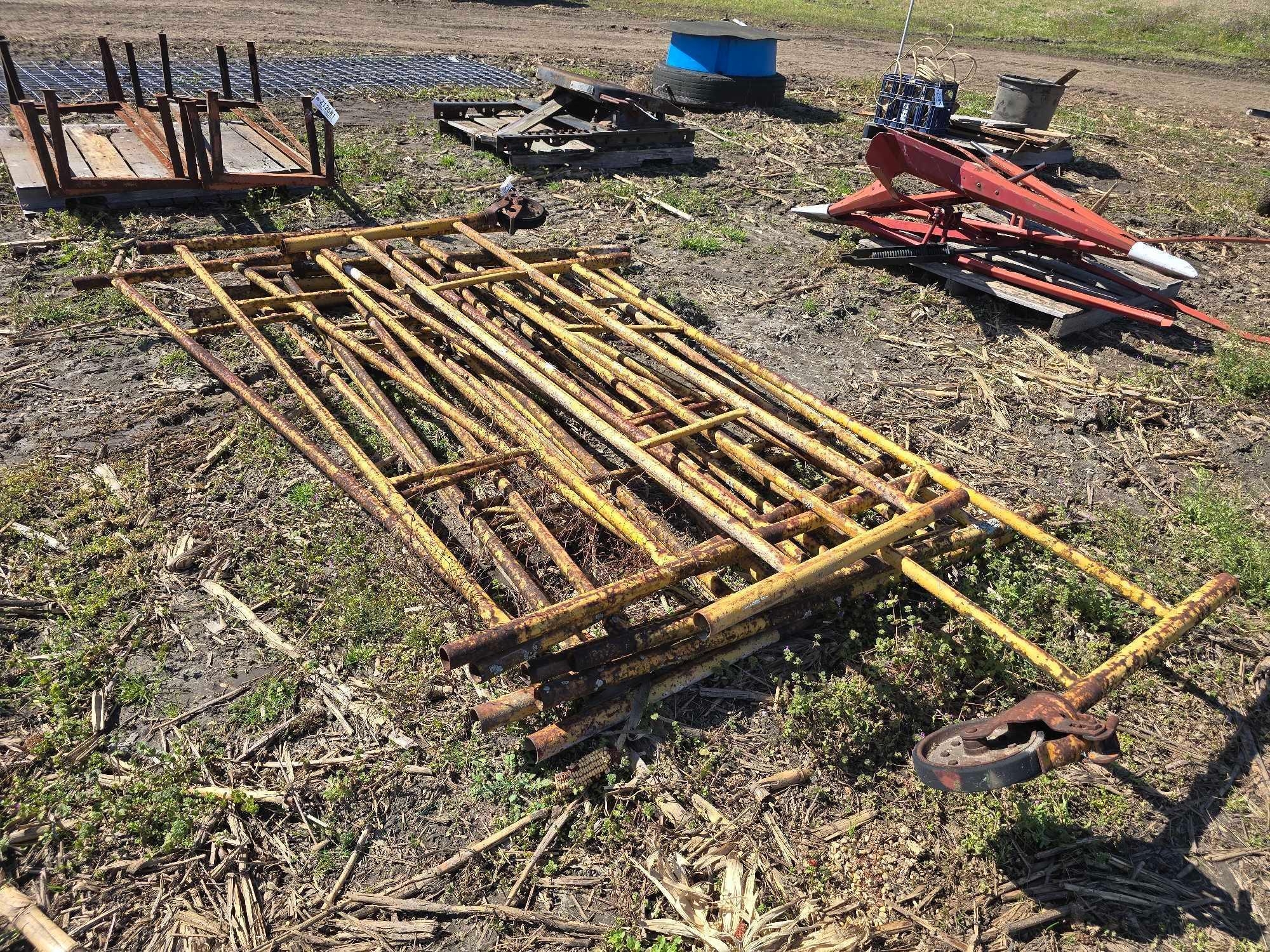 LOT OF SCAFFOLDING (A63291)