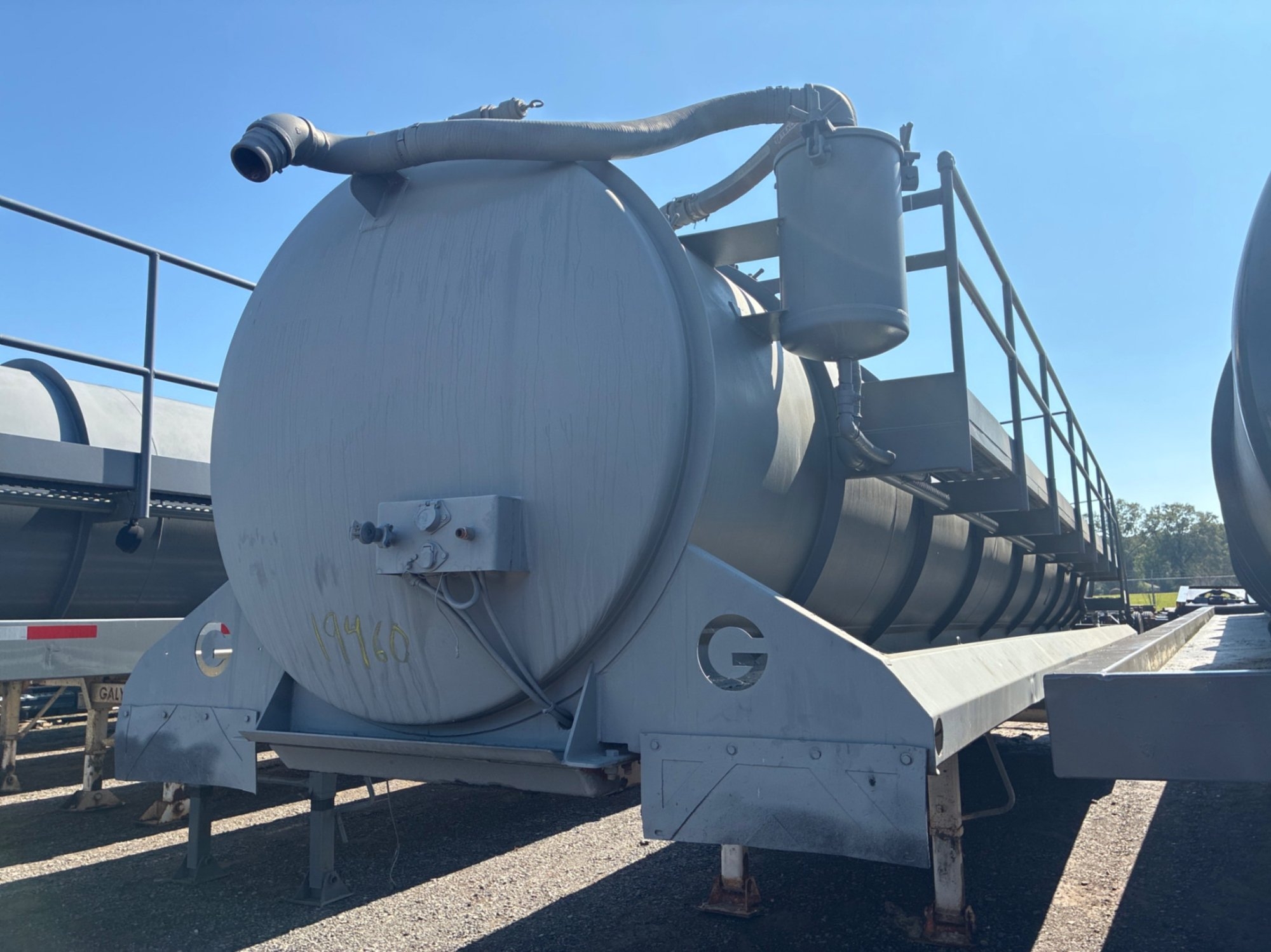2011 GAYLEAN VACUUM 130 BBL VACUUM TRAILER (A55745)