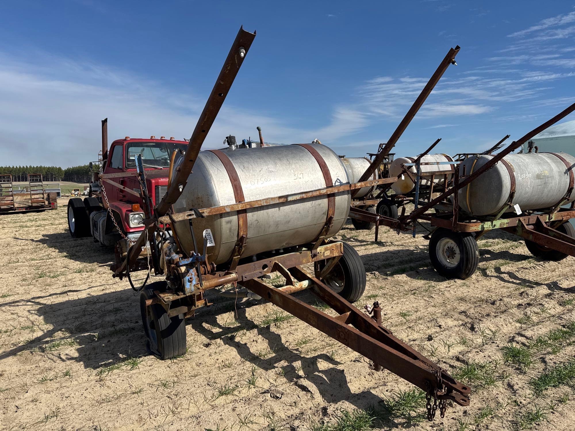 JOHN BLUE 300 GALLON NITROGEN APPLICATOR (A63290)