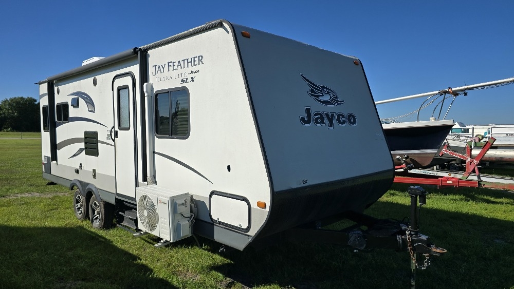 2015 Jayco Ultra Lite SLX (A53316)