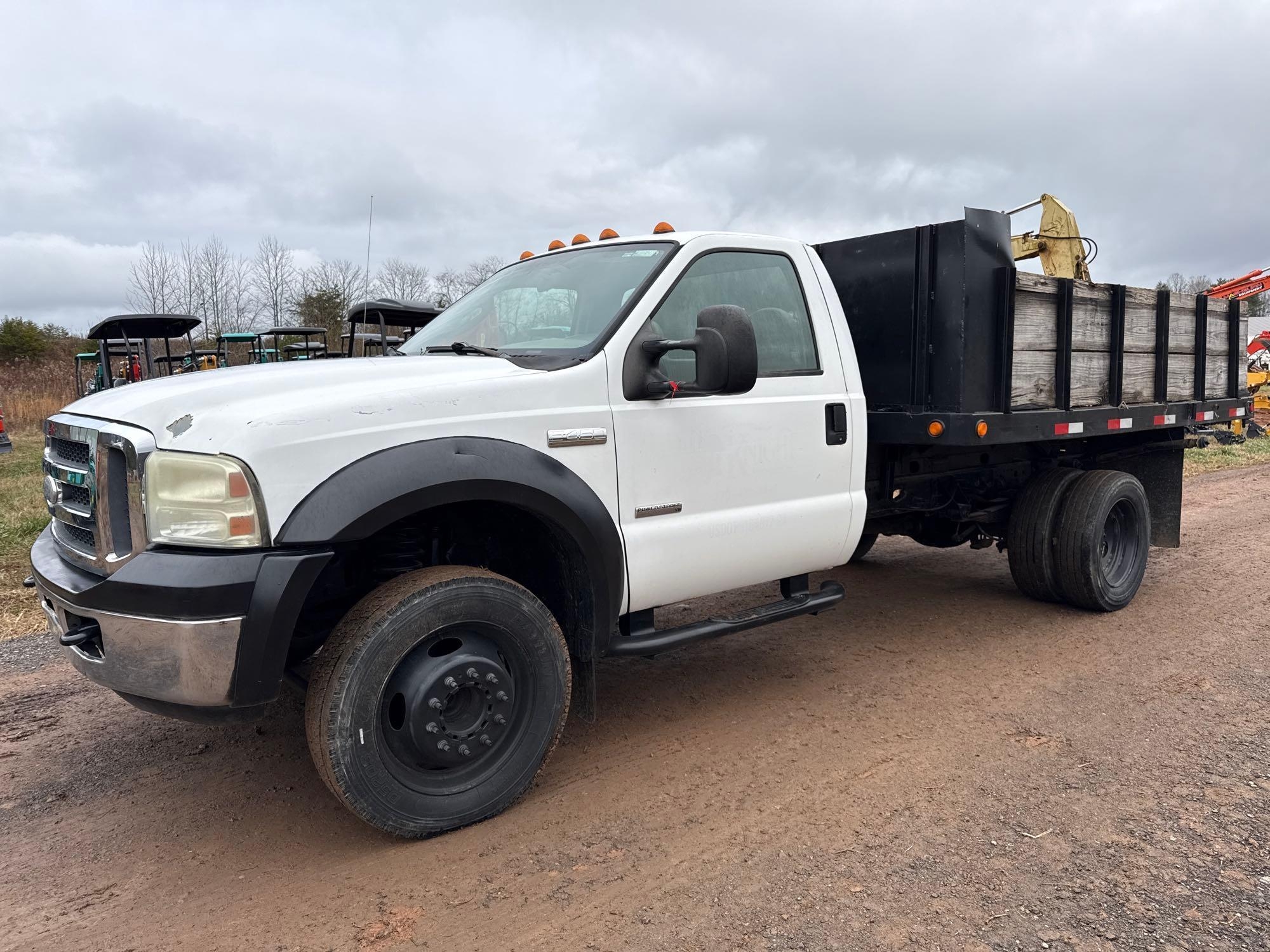 2005 Ford F-450 Pickup Truck, VIN # 1FDXF46P65EB16866 (A57453)