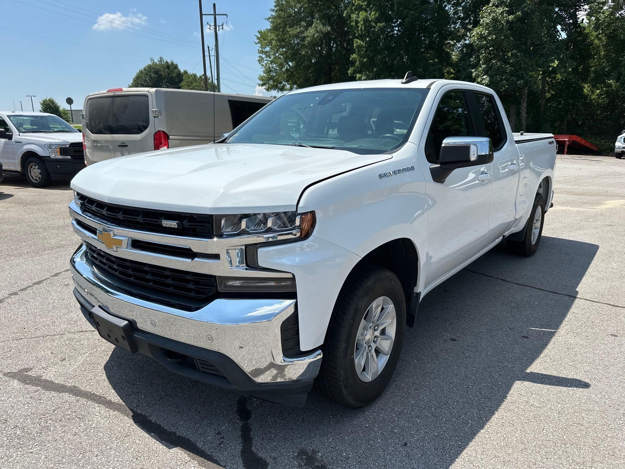 2020 Chevrolet Silverado Pickup Truck, VIN # 1GCRYDED7LZ290322 (A48836)