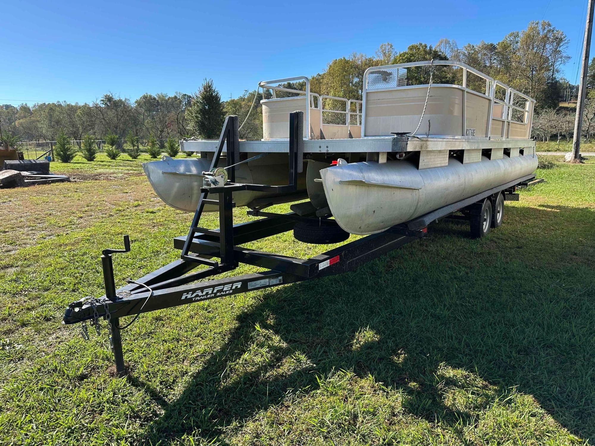 2000 Sun Tracker Pontoon Boat (A54865)