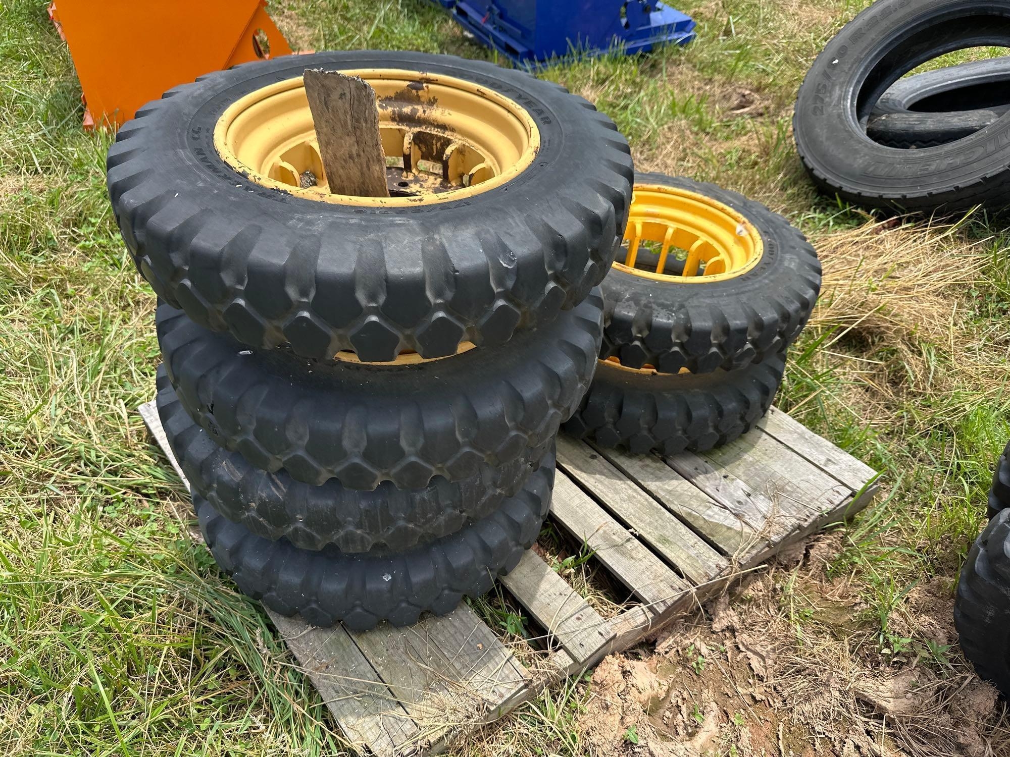 (4) 8 Lung Dual Wheel and Tires (A48837)