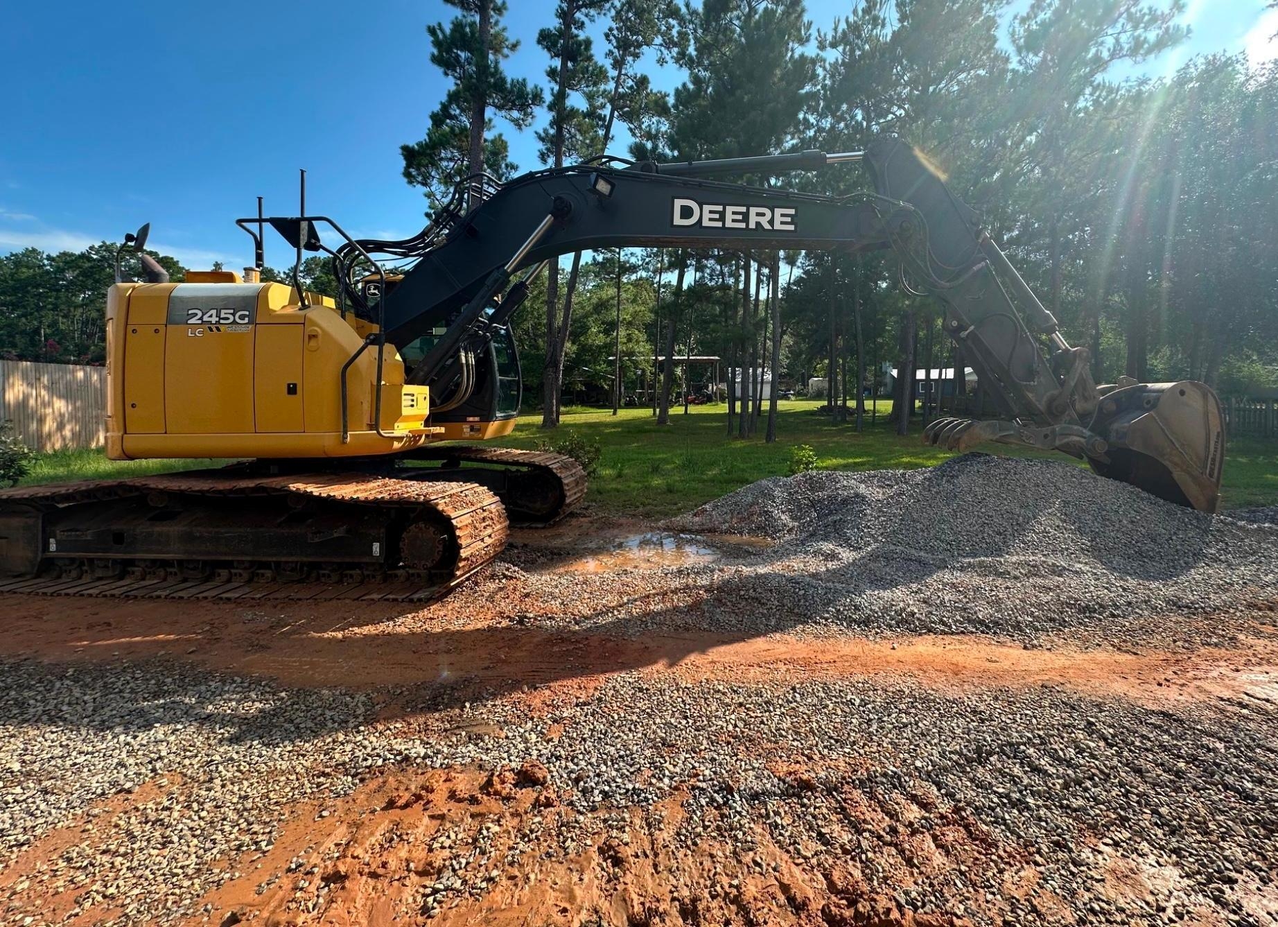 2018 John Deere 245G LC Excavator - Hydraulic Thumb, Tooth Bucket, 56K LB Class (A55302)