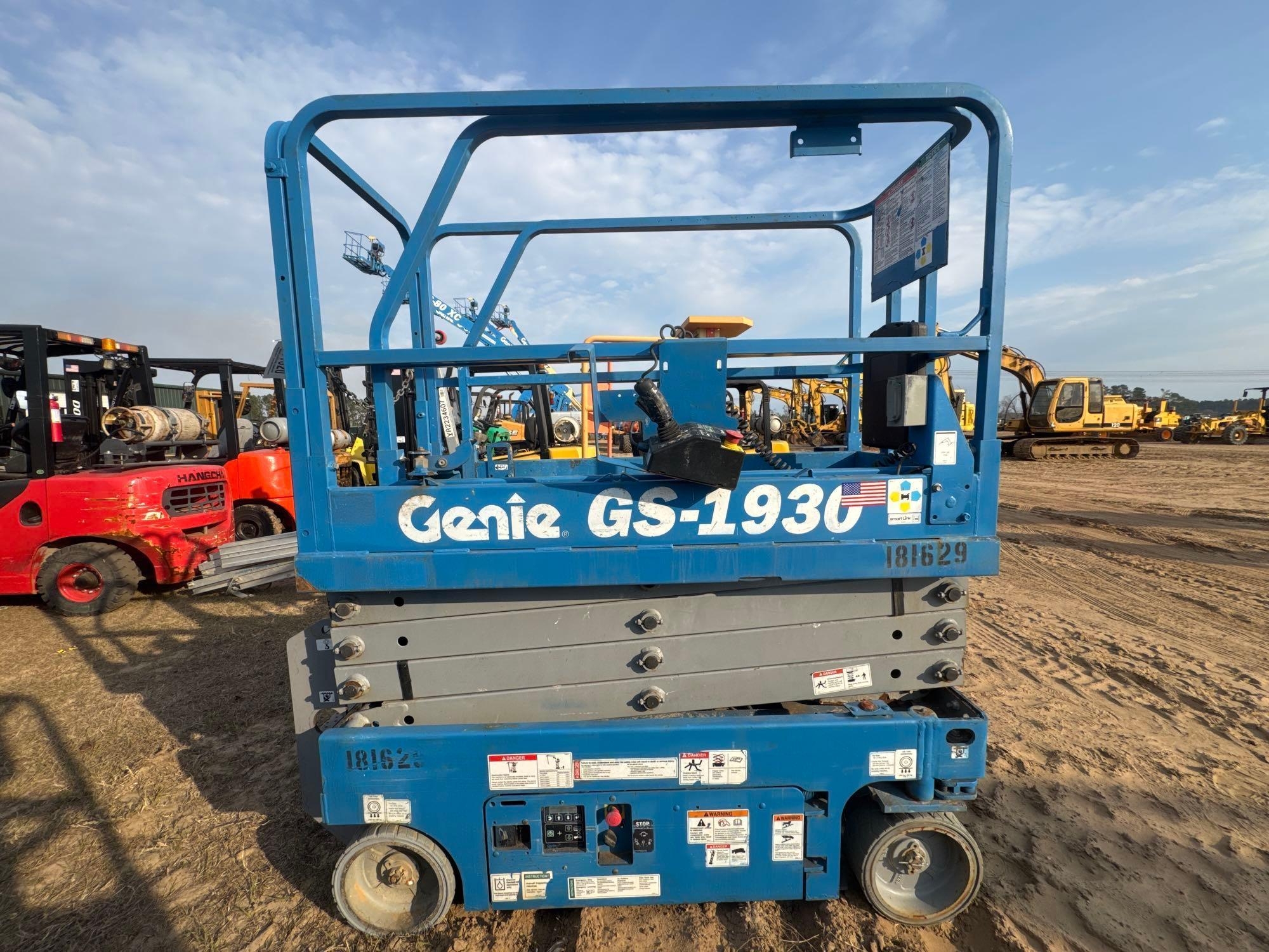 GENIE GS-1930 ELECTRIC SCISSOR LIFT (A62129)