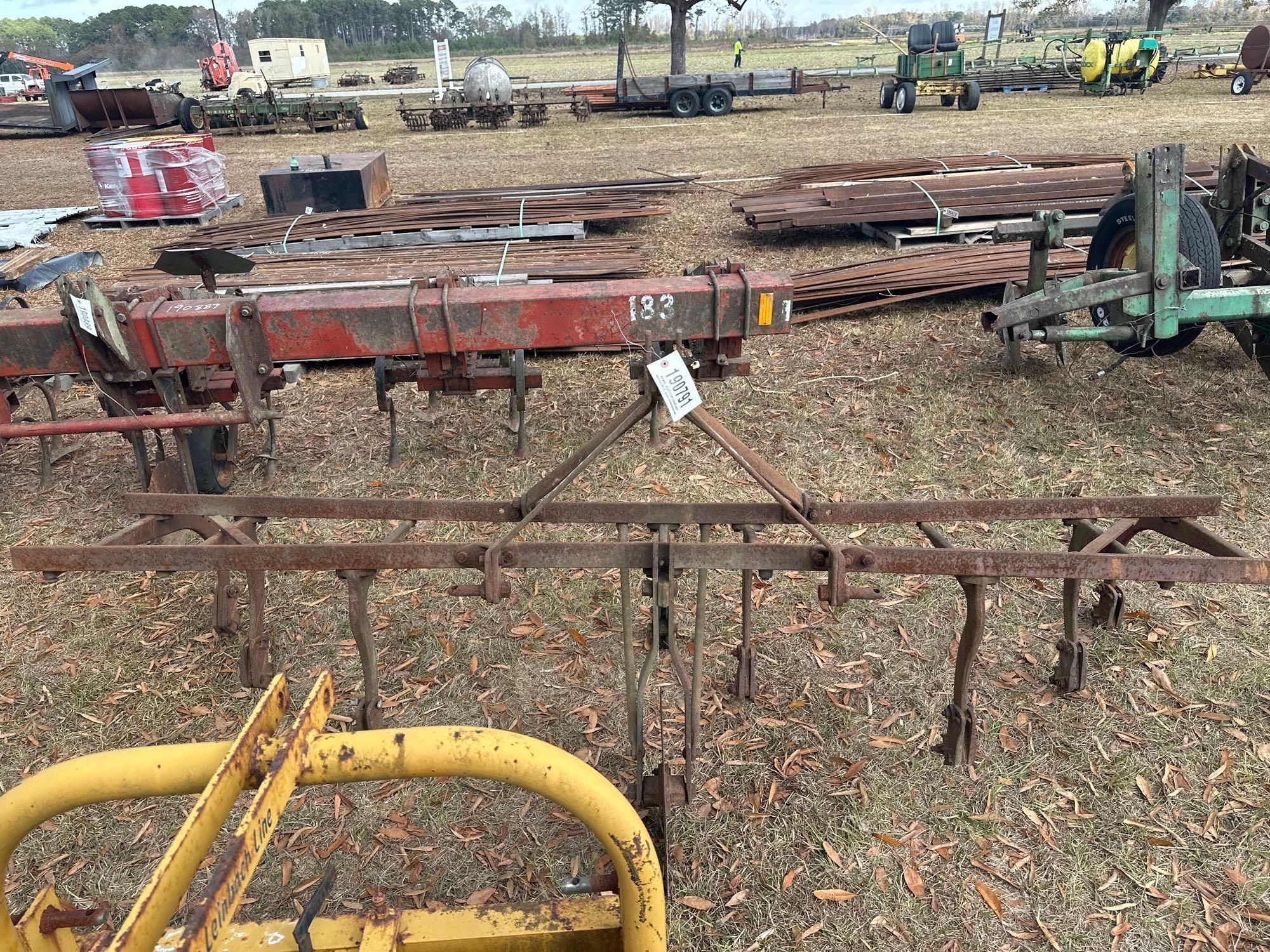 PITTSBURG 2R CULTIVATOR (A52708)