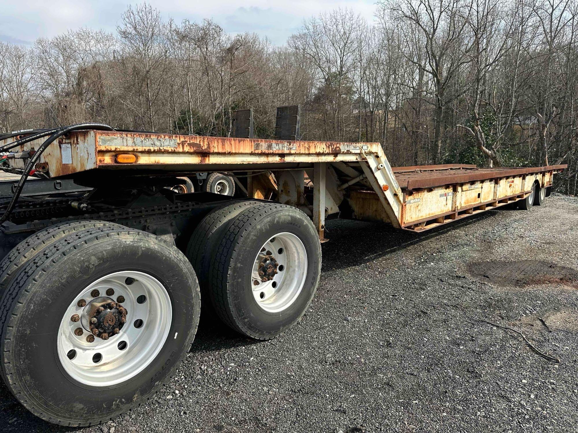 Landoll Hydro Tilt Semi Trailer (A61165)