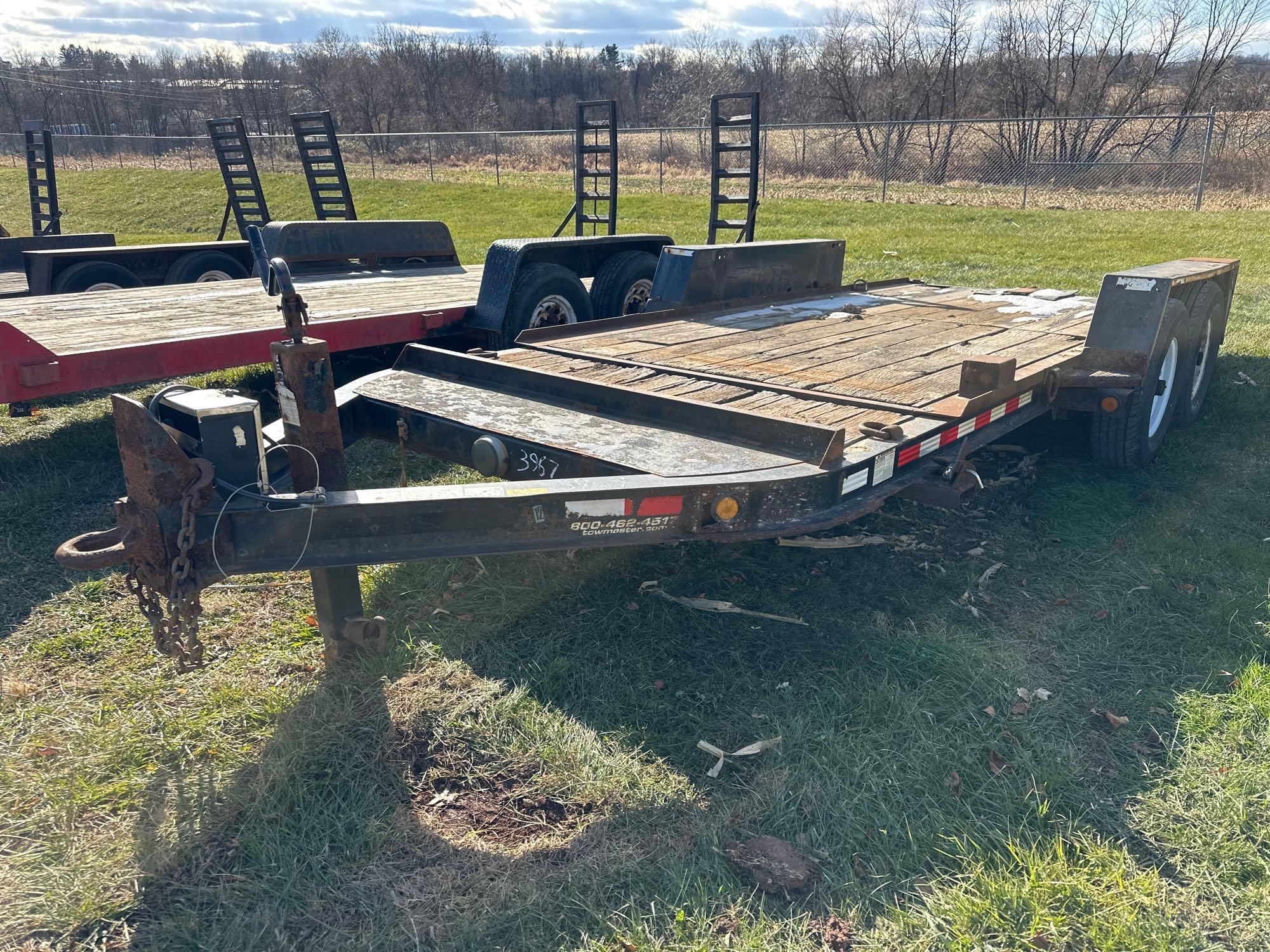 2007 Tow Master Tilt Deck Trailer (A55272)