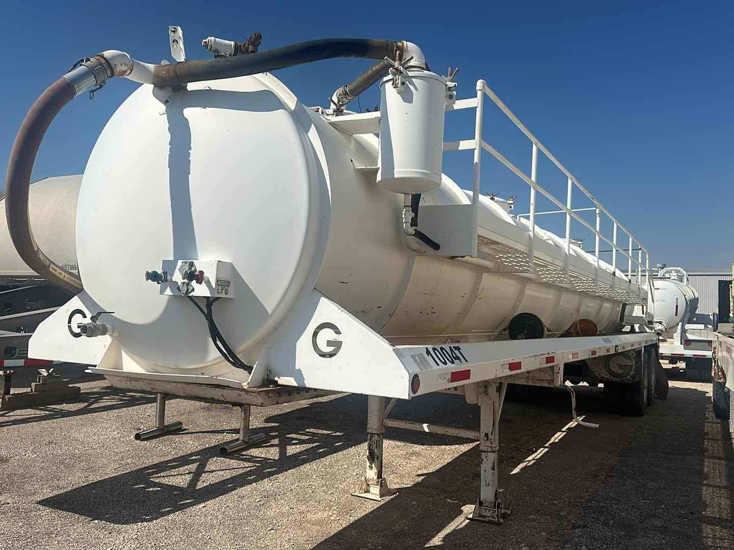 2011 GALYEAN 130BBL VAC TRAILER (A52472)