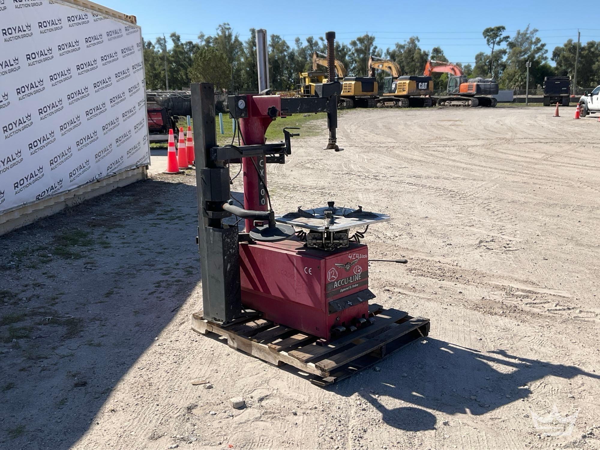 Accu-Line 110V Tire Changer (A64556)