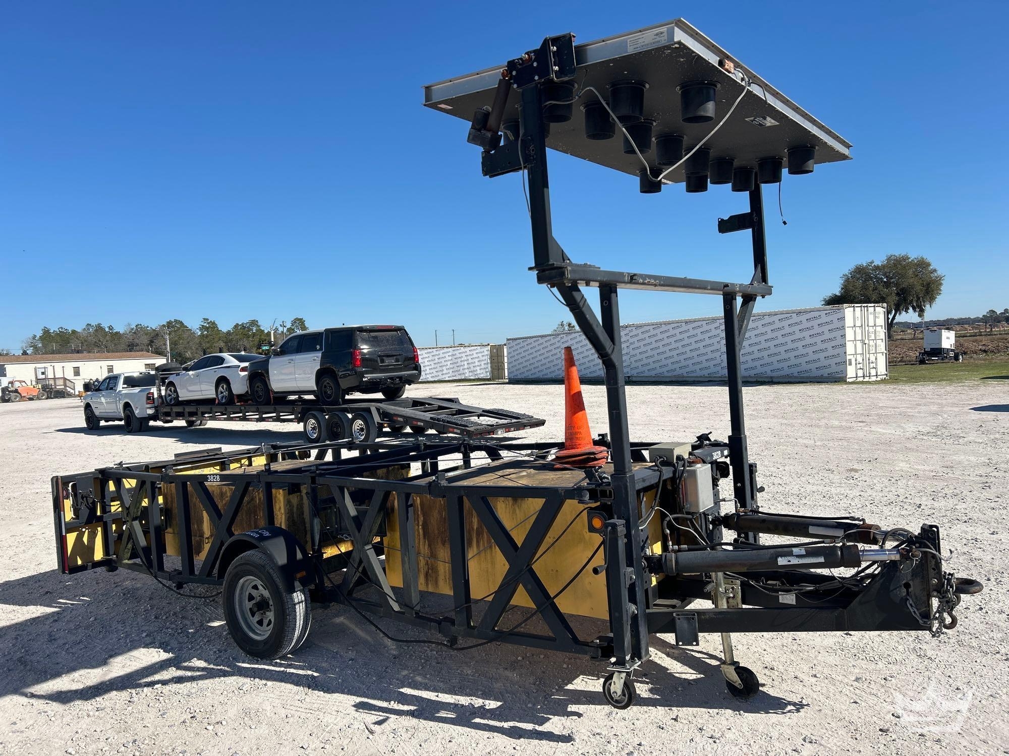 2011 Energy Absorption Systems TMA9000 19ft Attenuator Trailer (A61572)