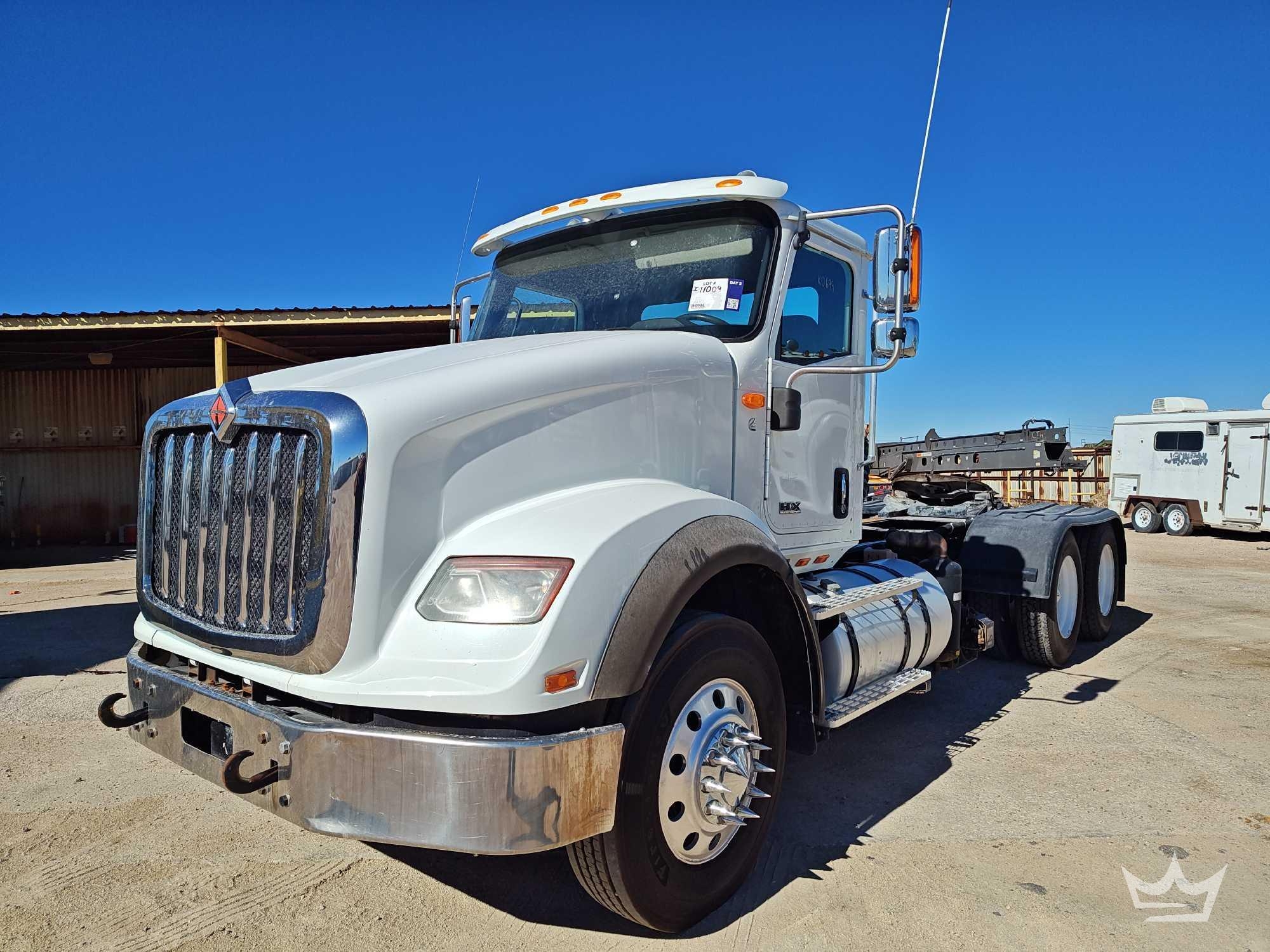 2019 International HX620 T/A Wet Kit Day Cab Truck Tractor (A55973)