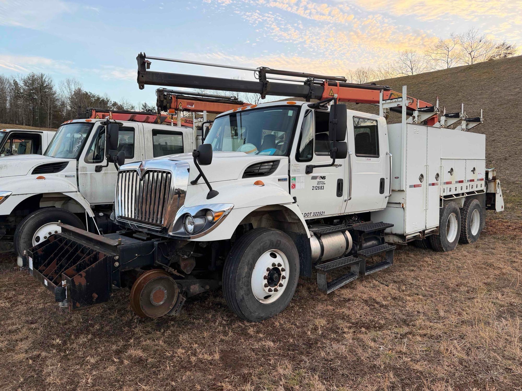 2013 International WorkStar 7400 Crane Truck, VIN # 1HTWGAAR0DJ296617 (A65563)