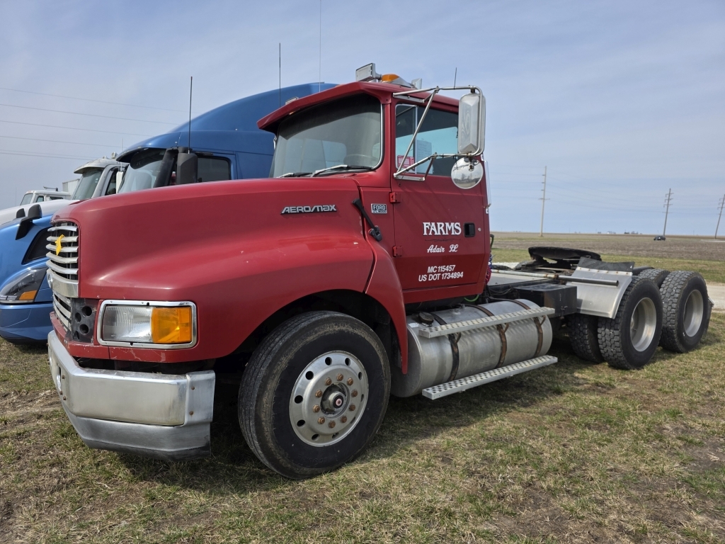 1994 Aeromax Semi Truck (A66285)