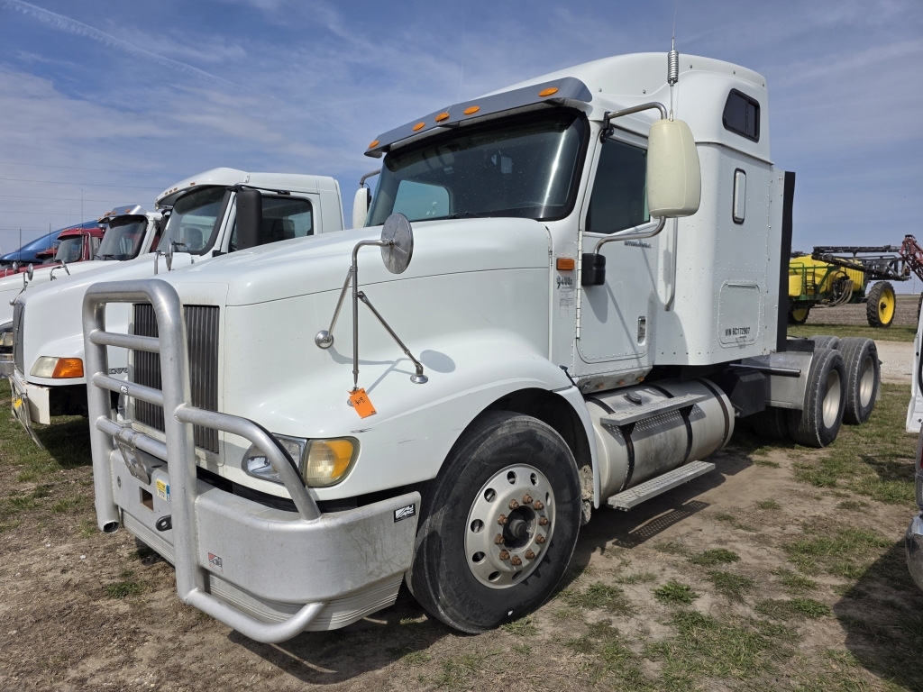 2006 International 9400 Semi (A66285)