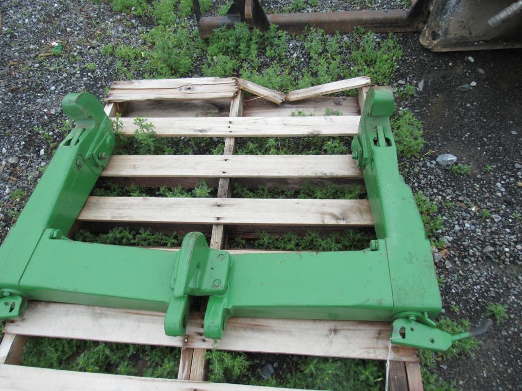 John Deere 3pt Quick Attach (A49251)