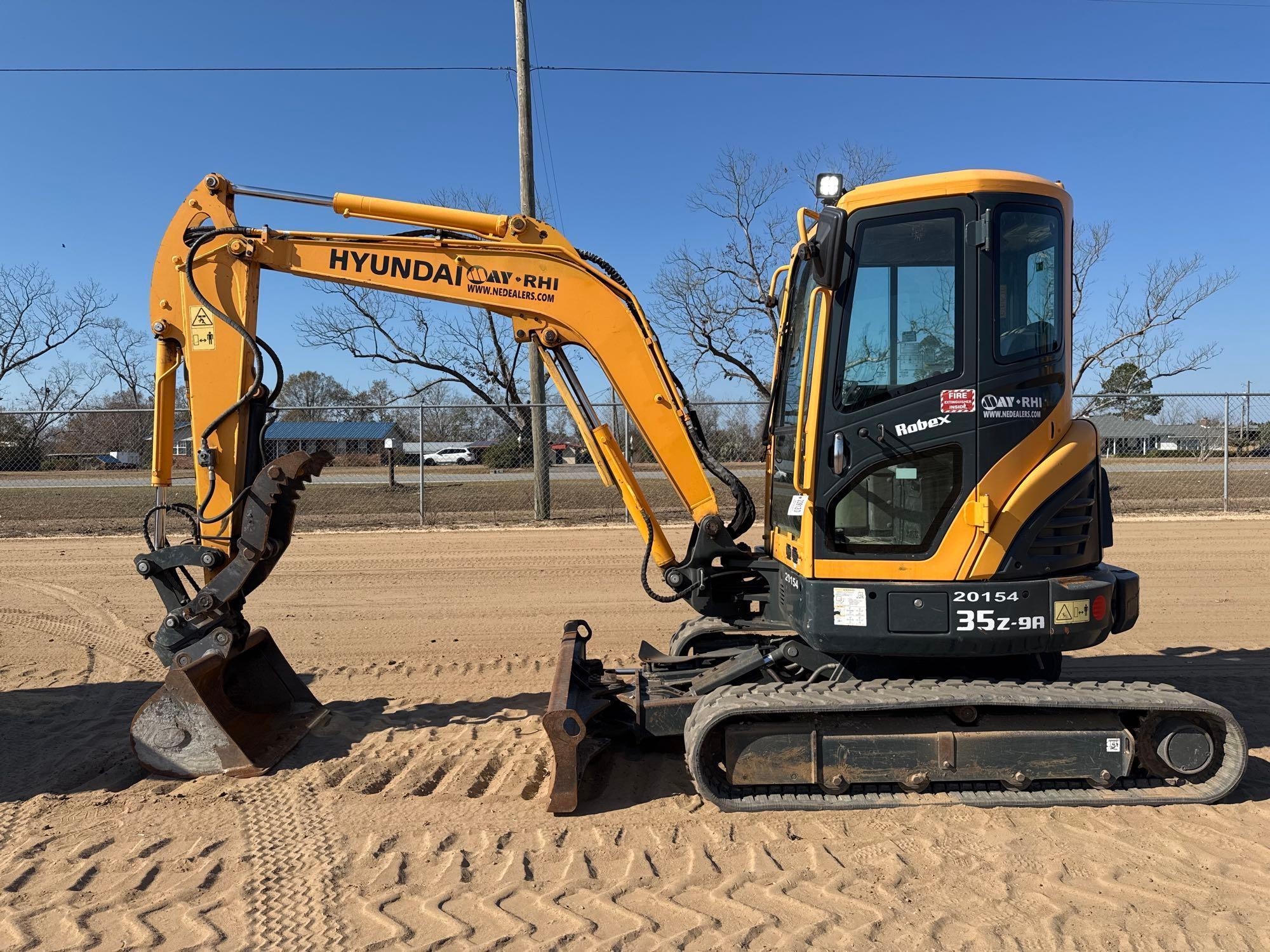 2021 HYUNDAI ROBEX 35Z-9A EXCAVATOR (A60429)