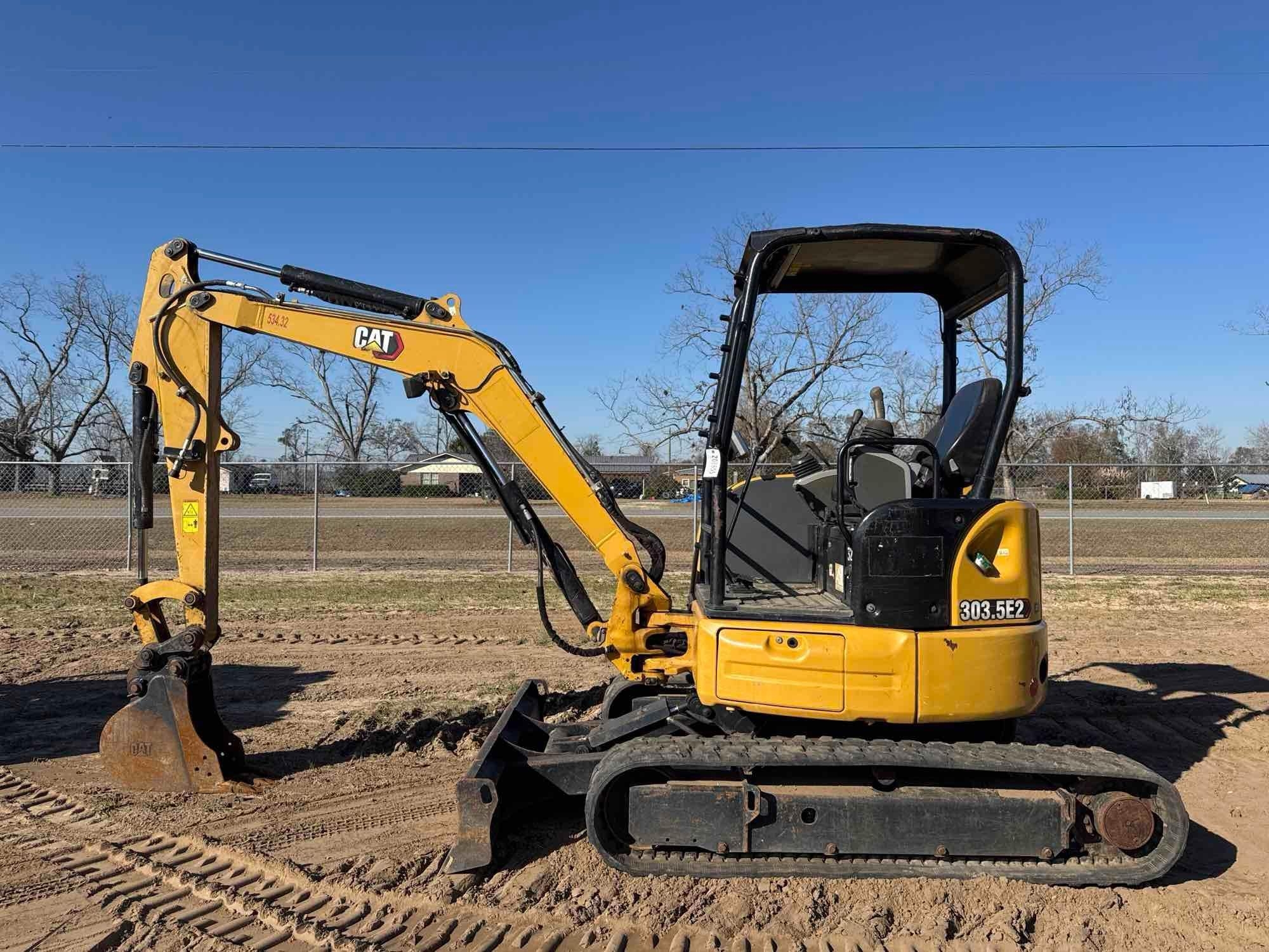 2020 CATERPILLAR 303.5E2 CR EXCAVATOR (A60429)