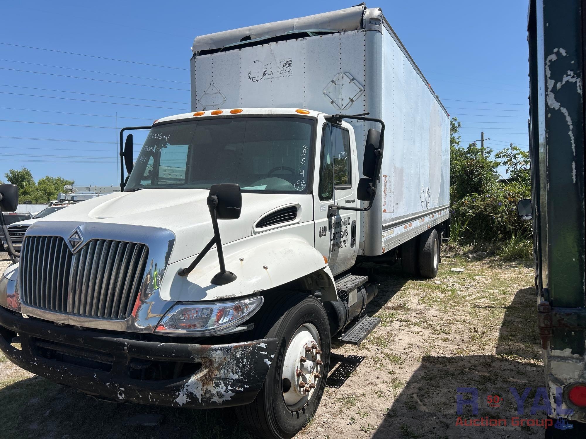 2006 International 4300 24ft Box Truck (A46683)