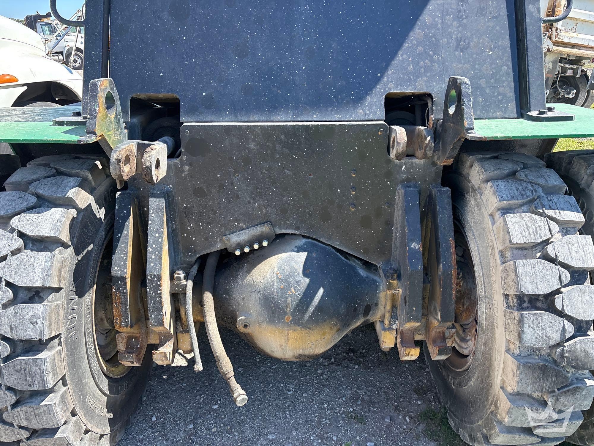 2000 Caterpillar V300B 30,000lb Rough Terrain Forklift (A64553)