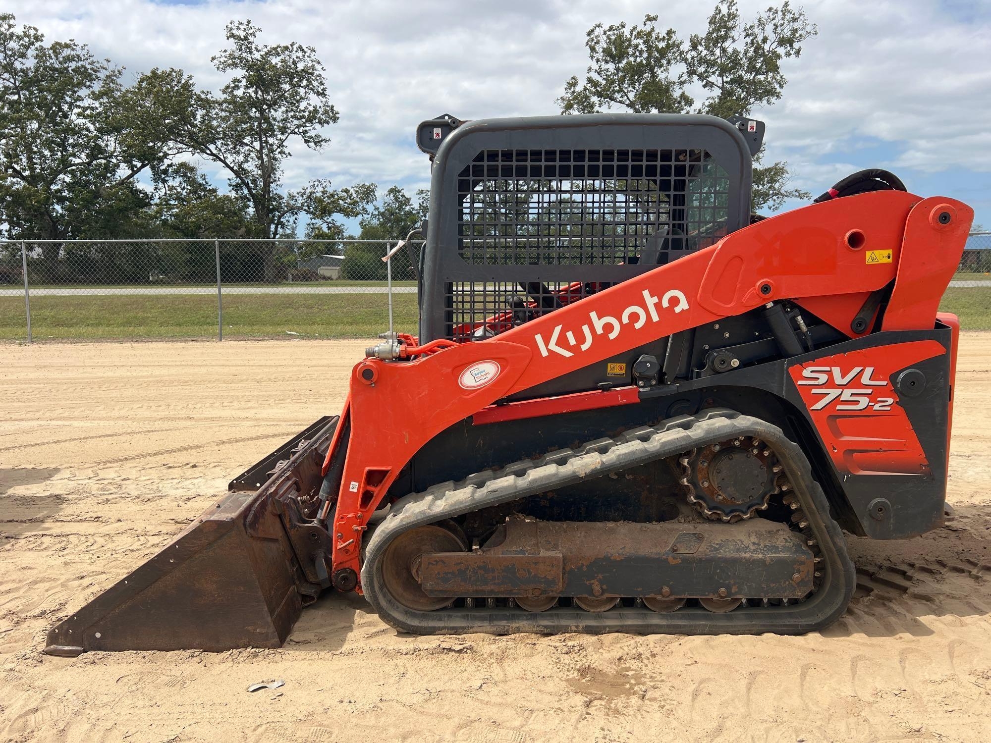 KUBOTA SVL75-2 SKID STEER (A52705)