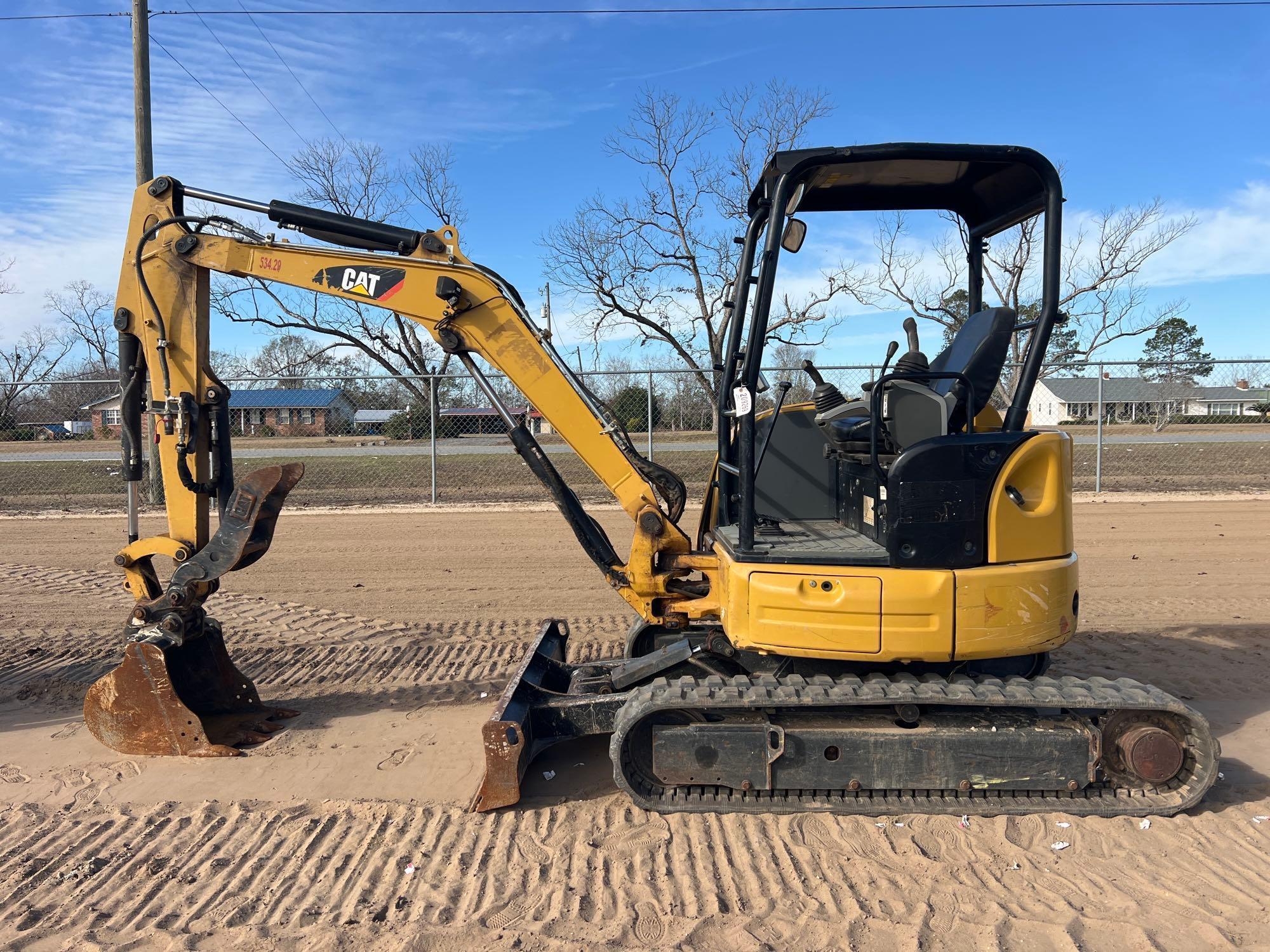 2020 CATERPILLAR 303.5E2 CR EXCAVATOR (A60429)