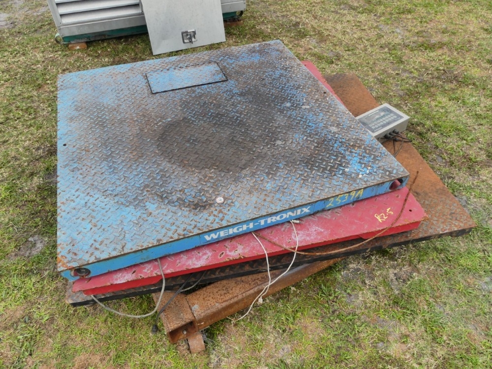 (3) Scales on Cart (A57149)