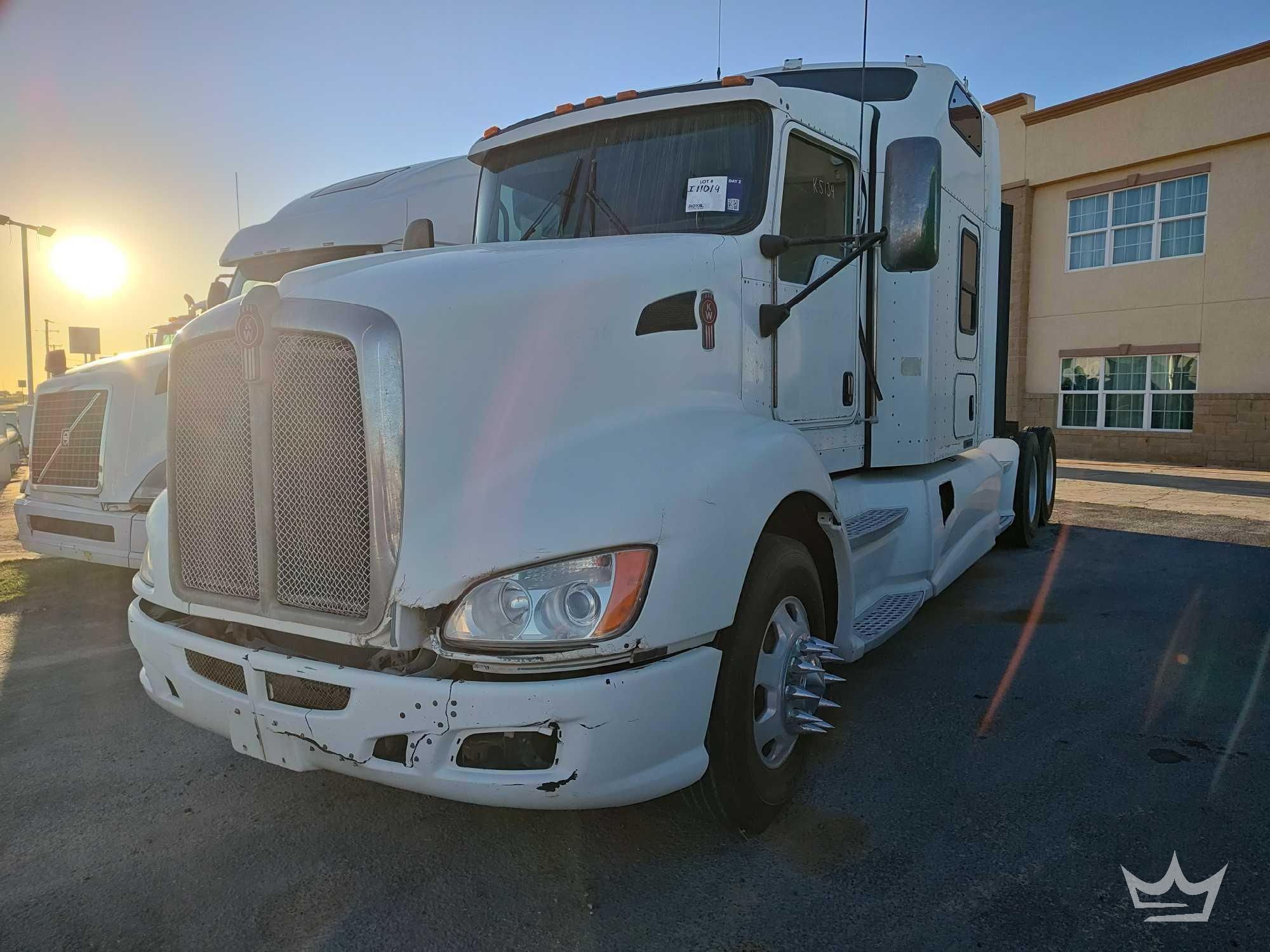 2012 Kenworth T660 T/A Sleeper Cab Truck Tractor (A55973)