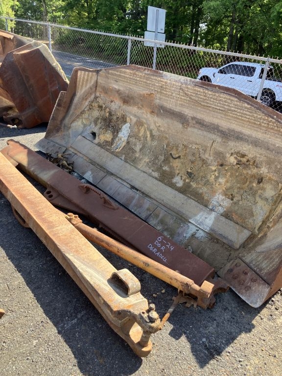 CAT D6 SU Blade / Arms (A68134)