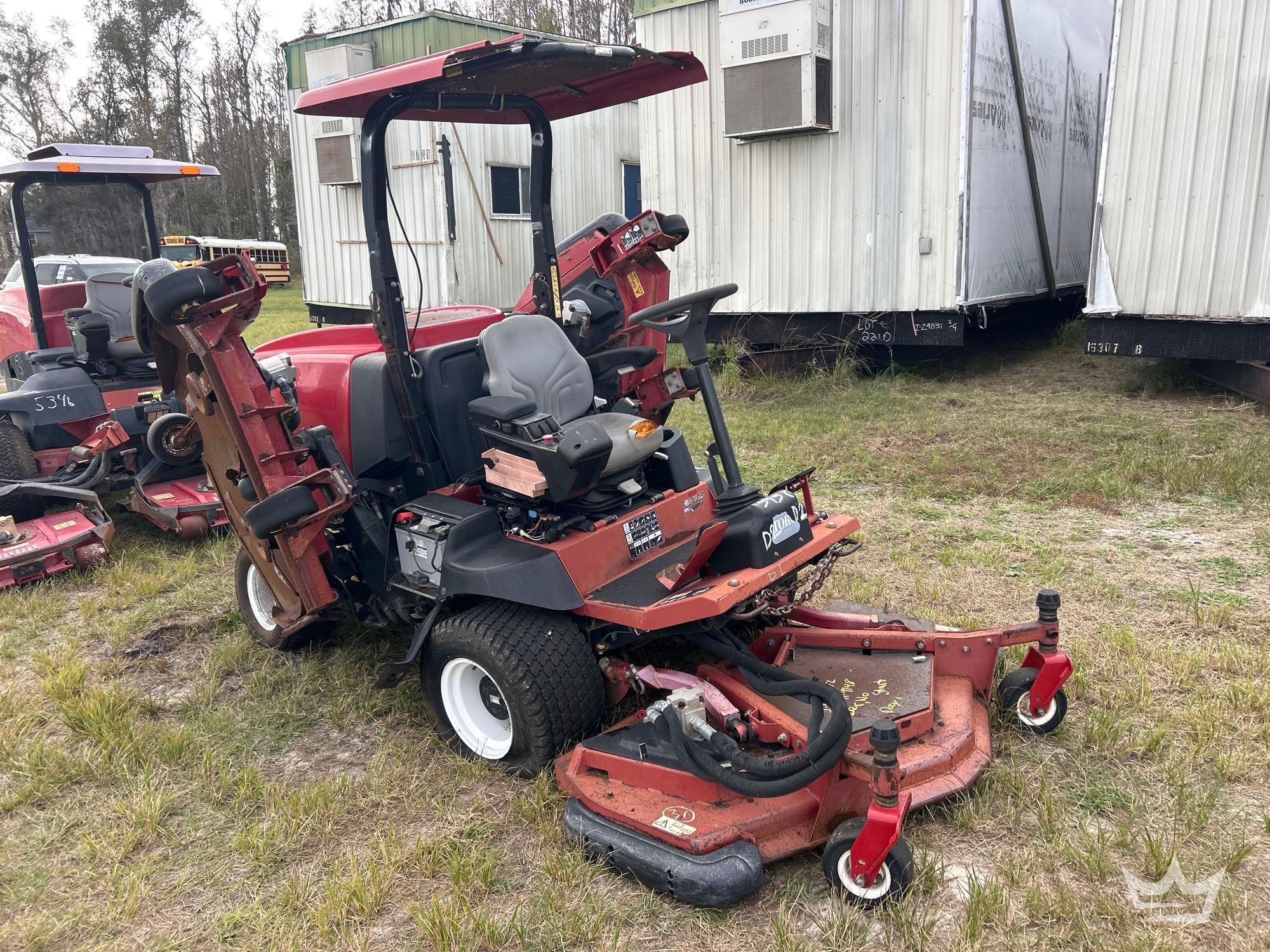 2018 Toro Groundsmaster 4000D Batwing Commercial Rotary Mower (A59228)
