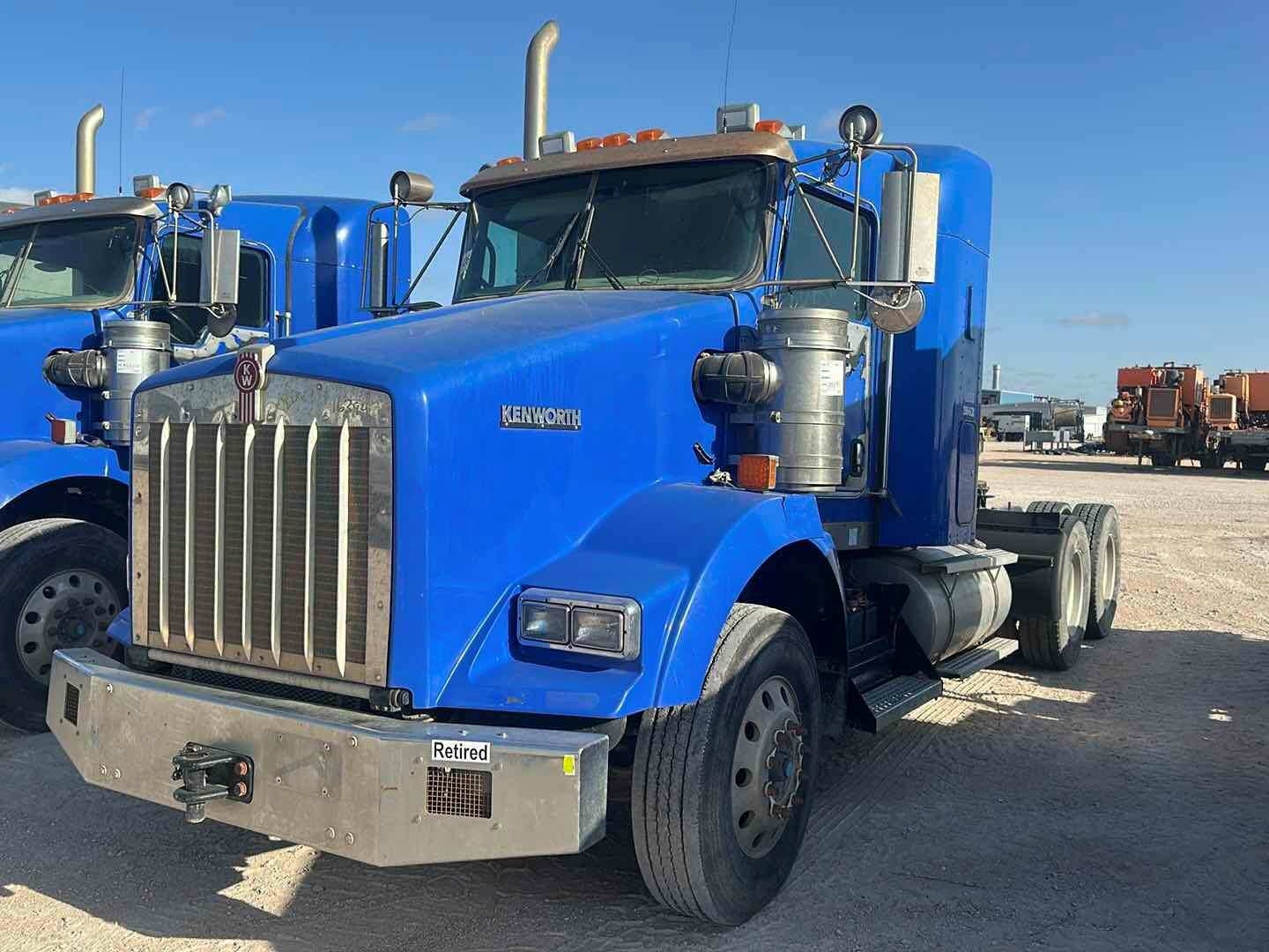 2013 KENWORTH T800 (INOPERABLE) (A48992)