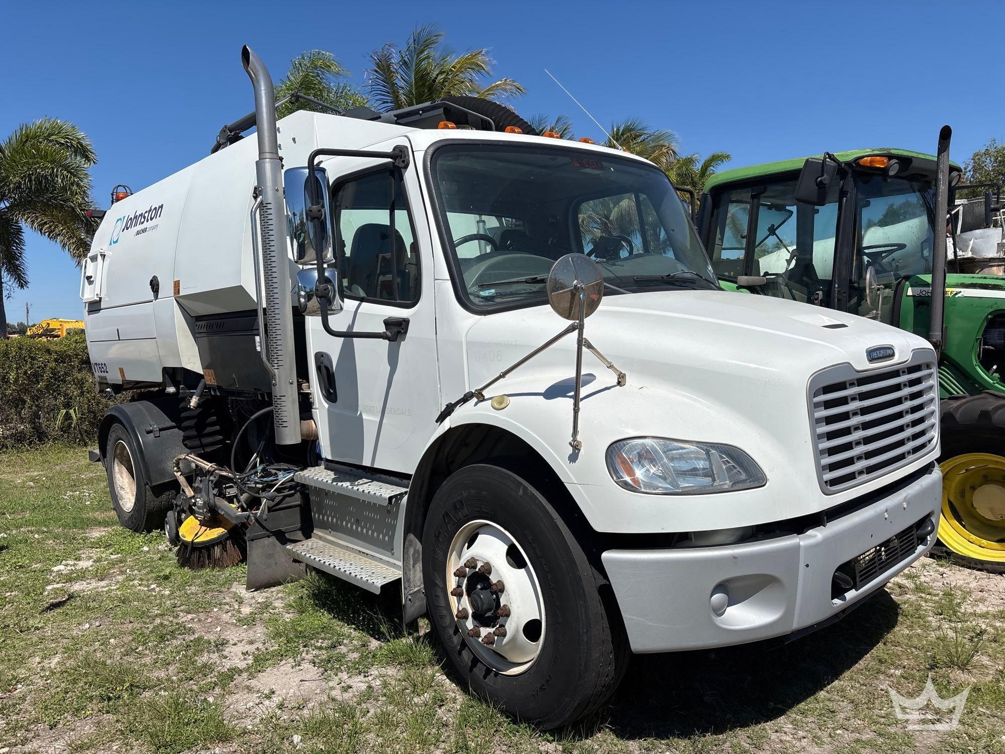 2020 Freightliner M2 106 Johnston VT652 Sweeper Truck (A64556)