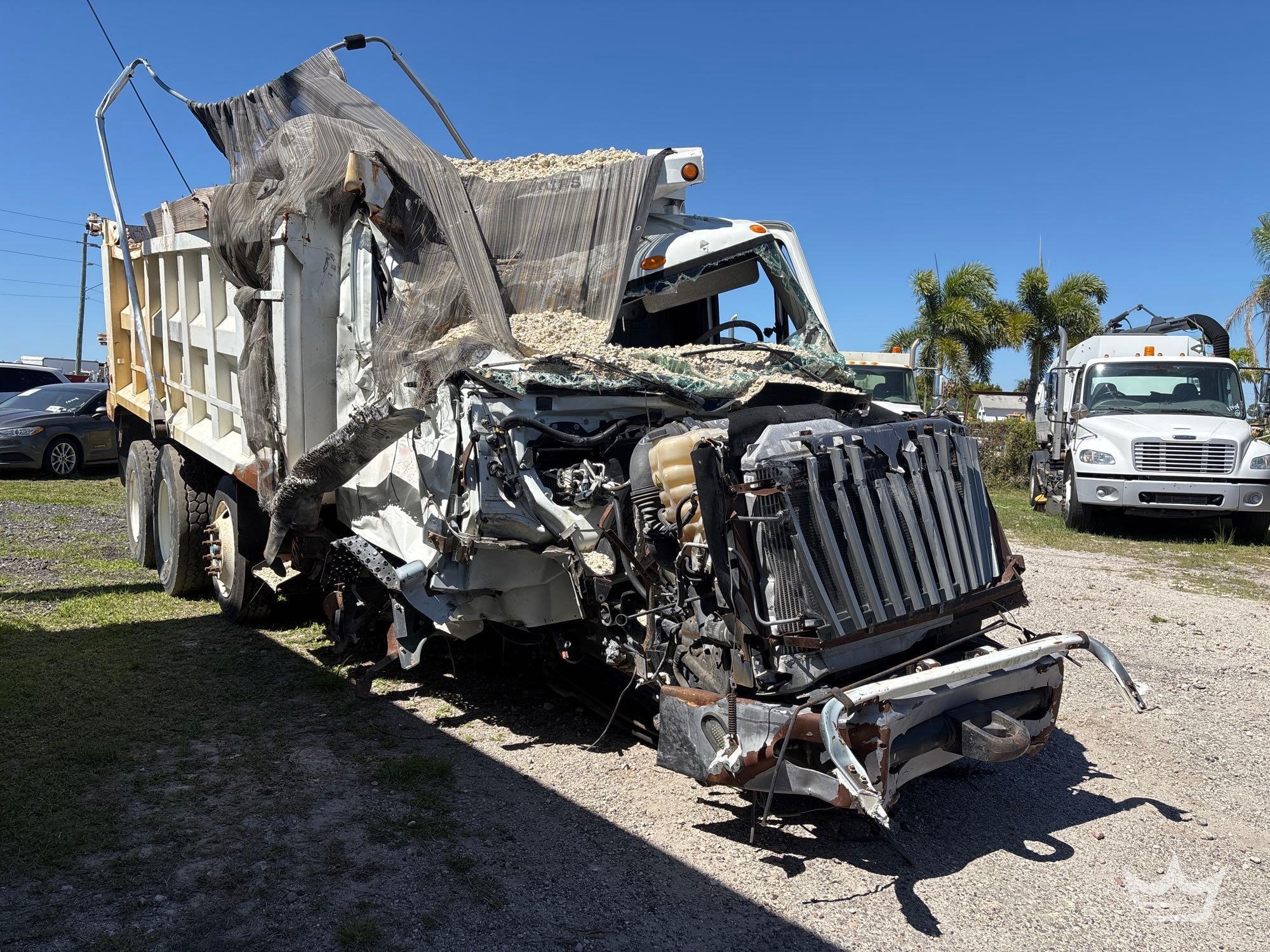 2017 International WorkStar 7500 Tri-Axle Dump Truck (A64556)