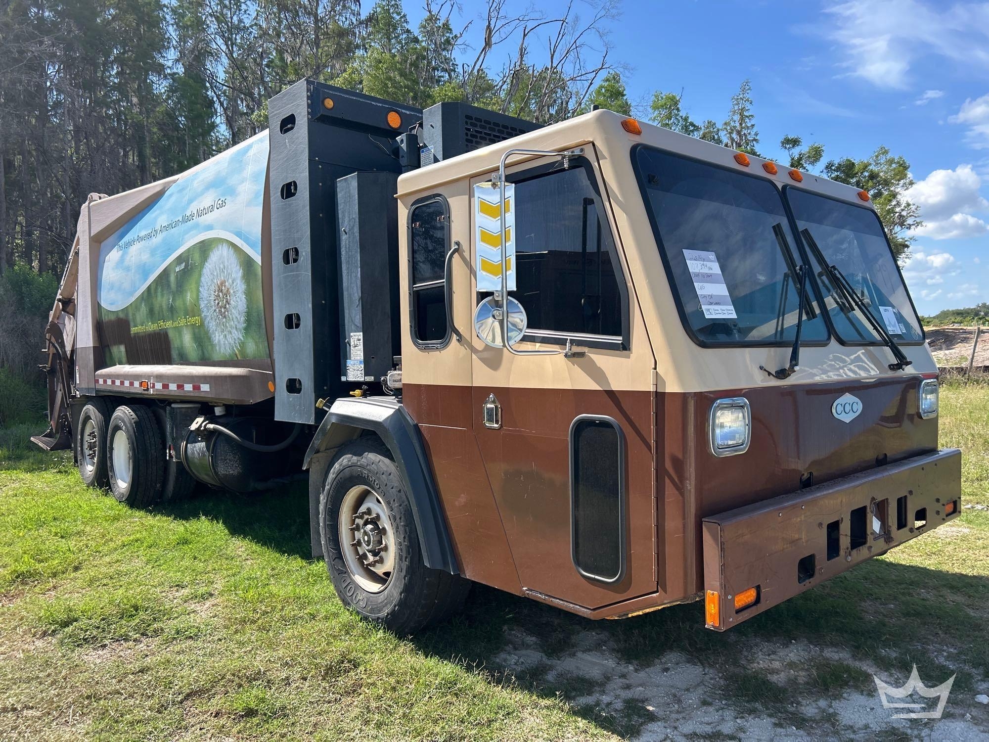 2014 Crane Carrier Co. Low Entry T/A Rear Loader Garbage Truck (A66736)