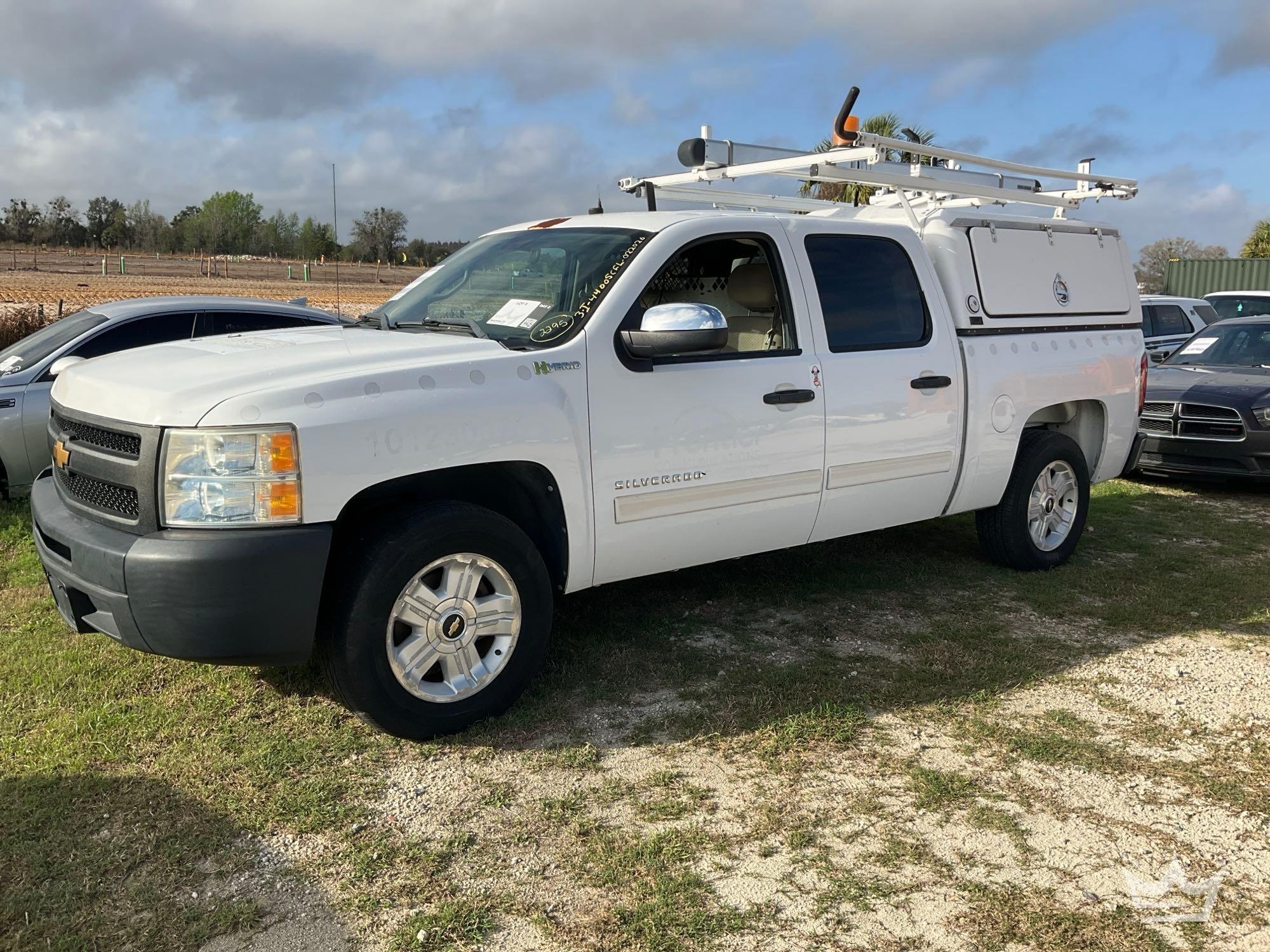 2012 Chevrolet Silverado 1500 Hybrid Crew Cab Pickup Truck (A64556)