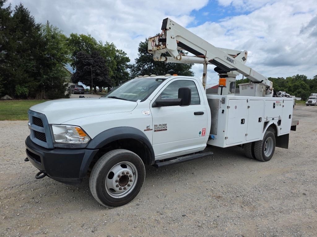 2015 RAM 5500 Bucket Truck w/ Versalift SST40 boom -Cummins Diesel - Auto Trans- 4X4 - 72096 miles (A55302)