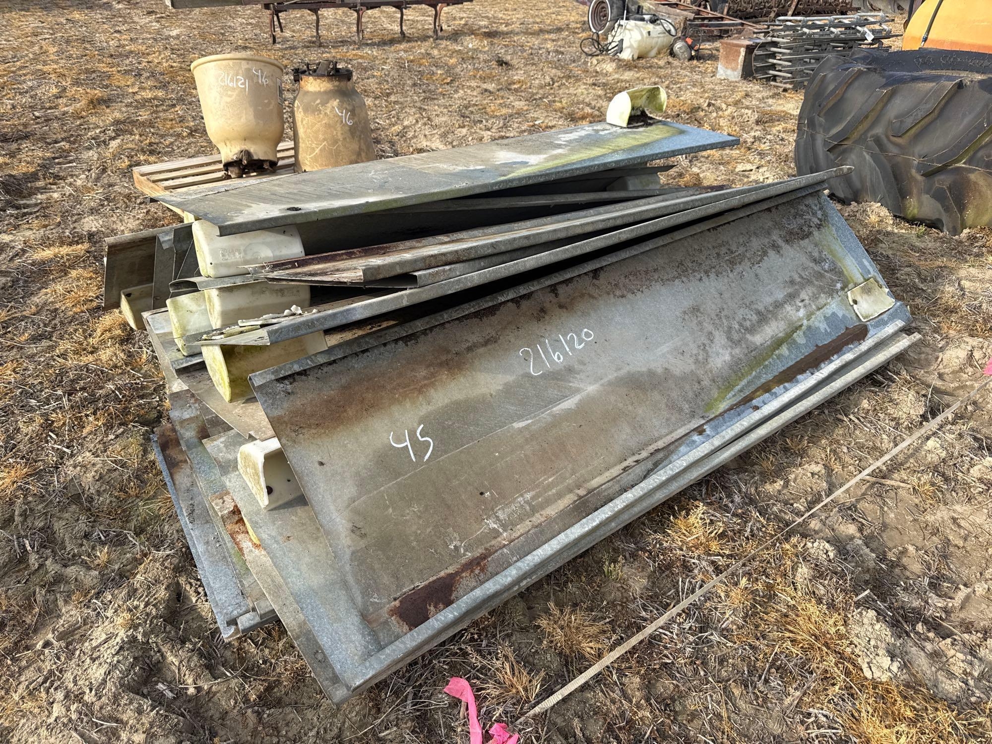 PALLET OF HOG CREAT PANELS (A64278)