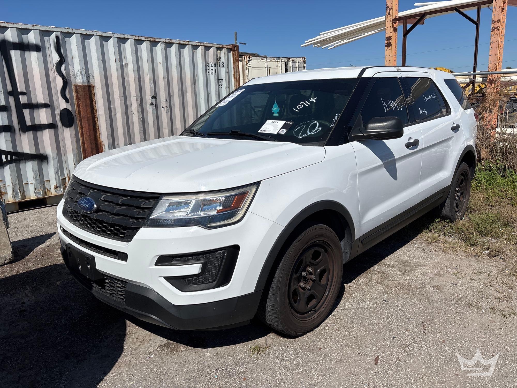 2018 Ford Explorer SUV (A64557)