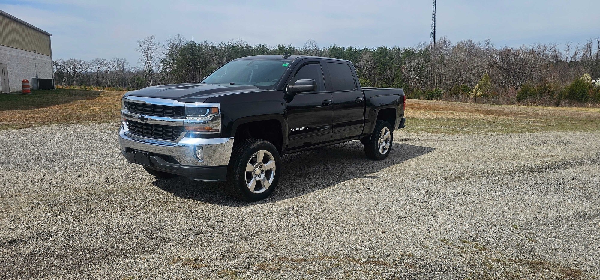 2017 Chevrolet Silverado Pickup Truck (A62613)