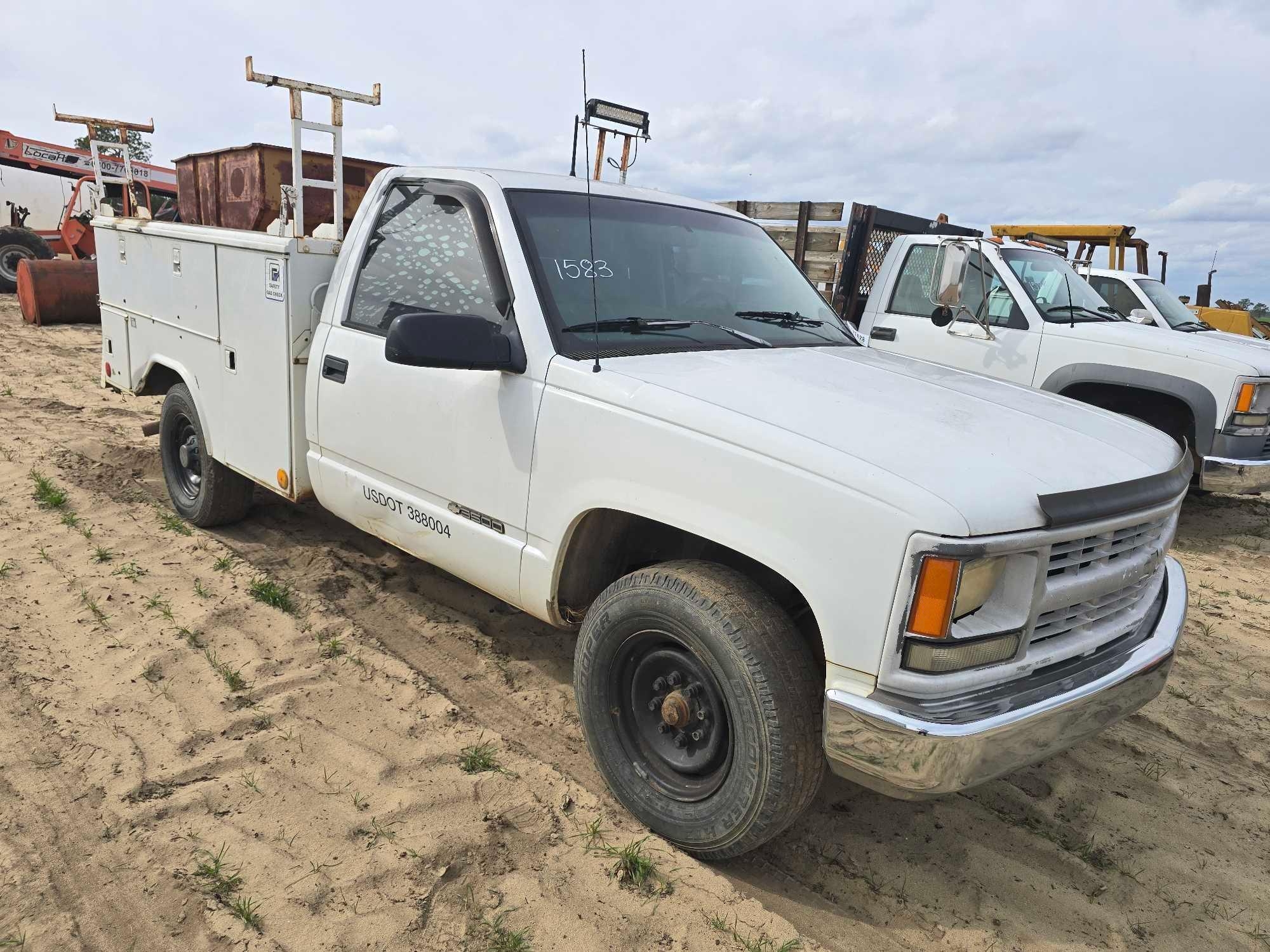 2000 CHEVROLET 3500 SERVICE TRUCK (A63290)