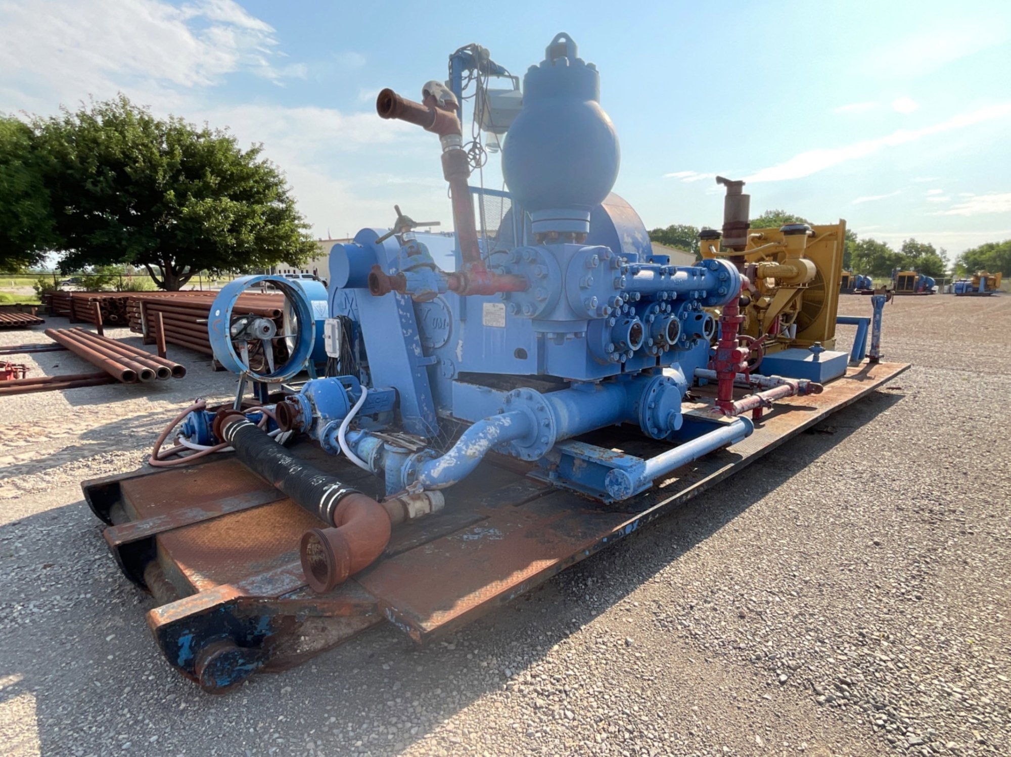 MAXUM M-1000 TRIPLEX PUMP POWERED BY 3412 CATERPILLAR ENGINE (A50854)